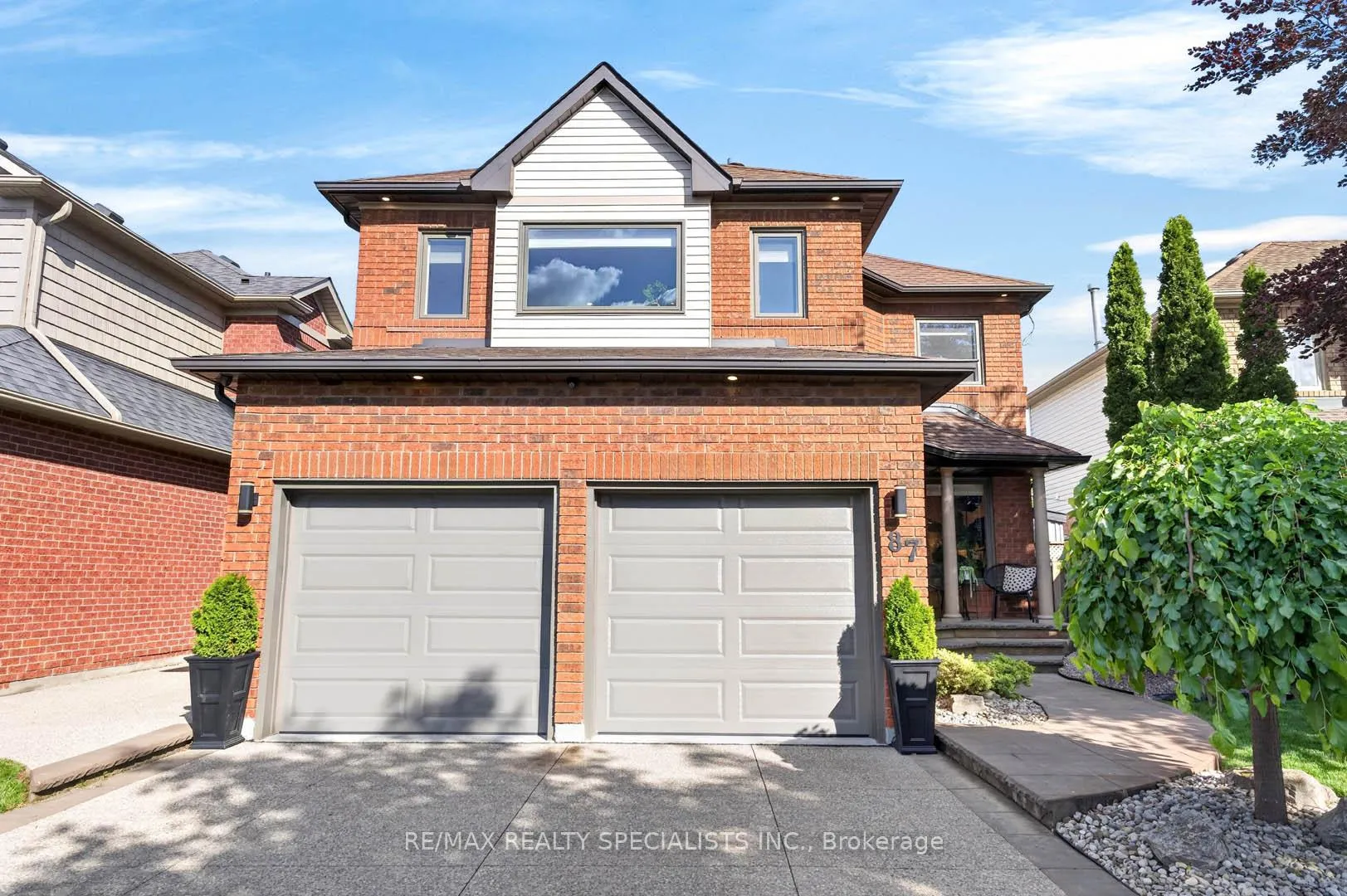 Photo 1 of 87 Chatsworth Crescent, Hamilton, Waterdown — HOMEH
