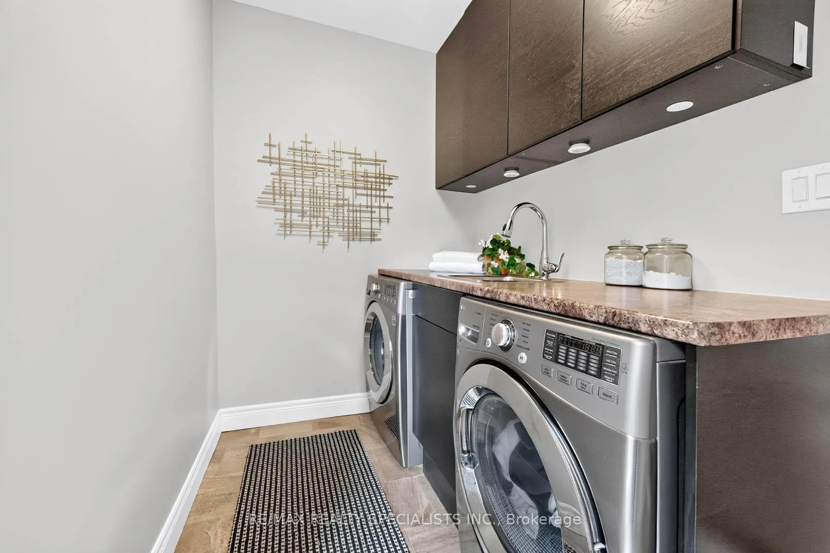 Photo 18 of 87 Chatsworth Crescent, Hamilton, Waterdown — HOMEH