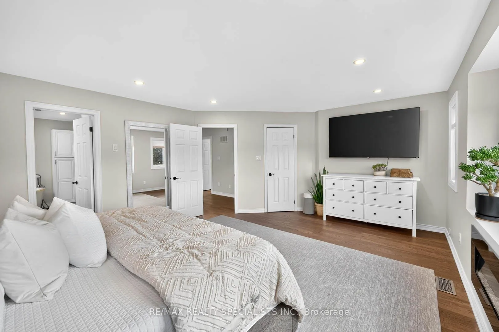 Photo 24 of 87 Chatsworth Crescent, Hamilton, Waterdown — HOMEH