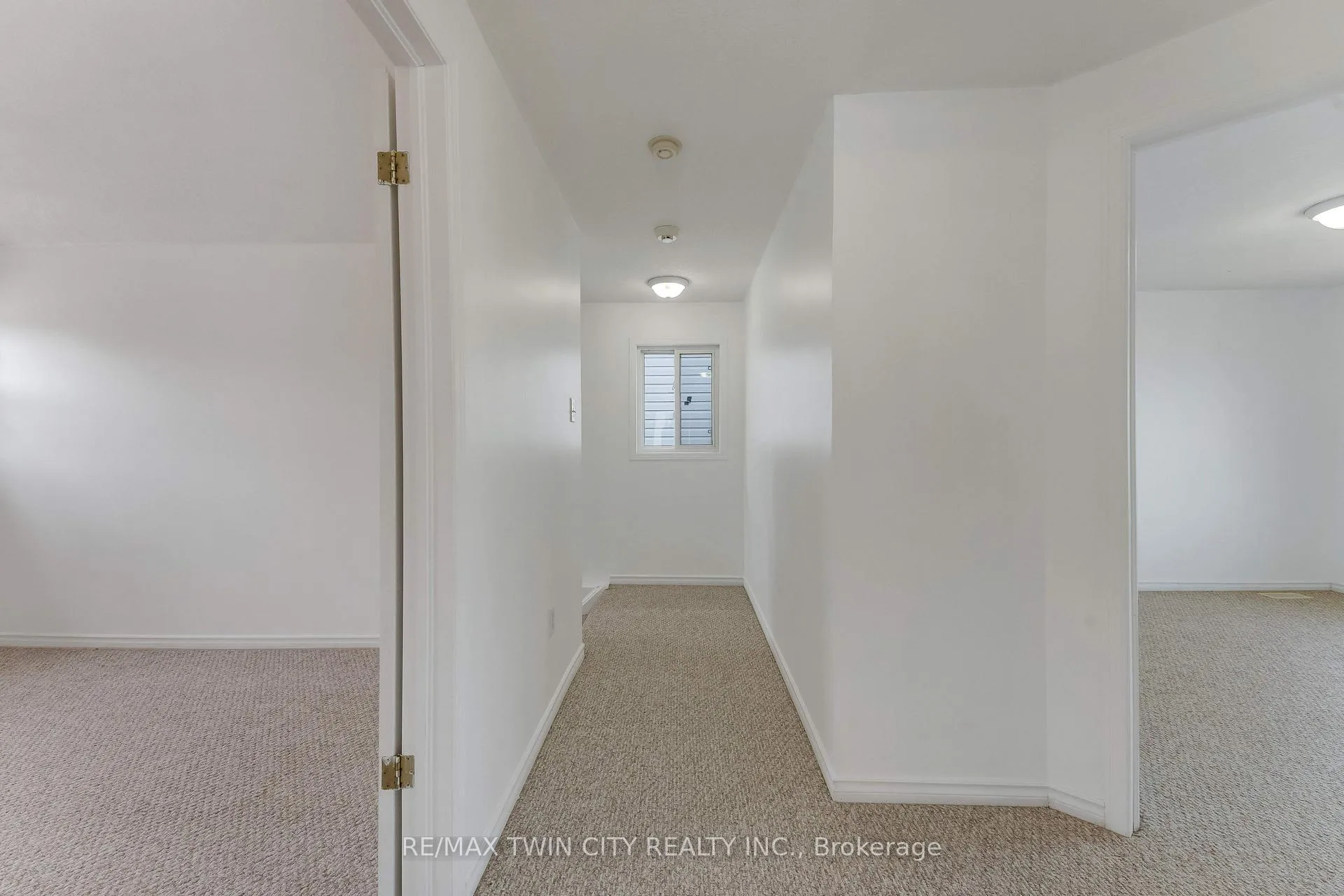 Photo 14 of 359 Highbrook Crescent, Kitchener — HOMEH