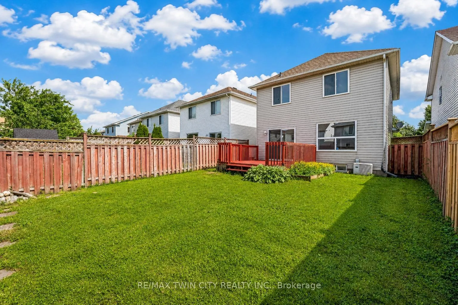 Photo 35 of 359 Highbrook Crescent, Kitchener — HOMEH