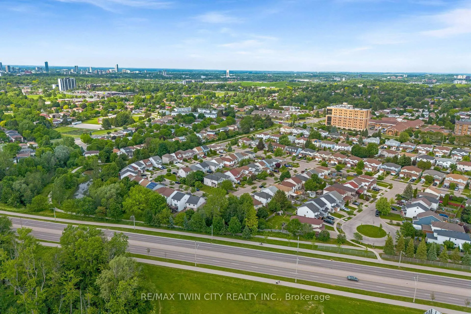 Photo 42 of 359 Highbrook Crescent, Kitchener — HOMEH