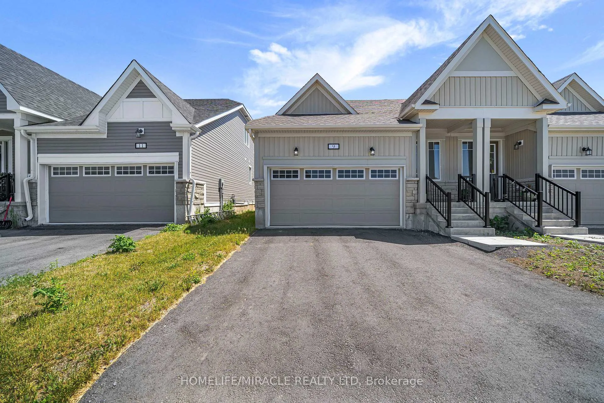 Photo 2 of 9 Golf Link Drive, Loyalist, Amherstview — HOMEH