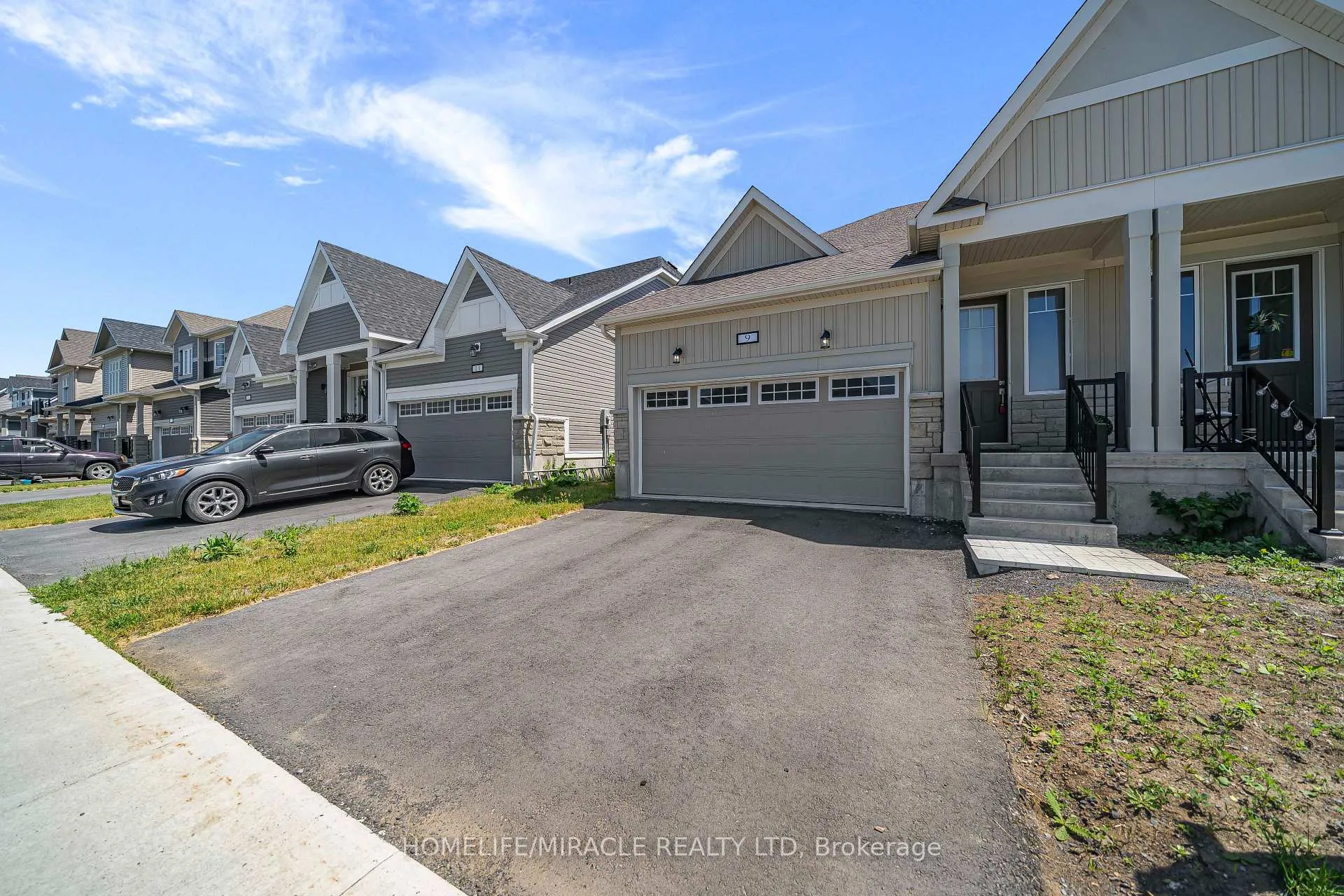 Photo 3 of 9 Golf Link Drive, Loyalist, Amherstview — HOMEH