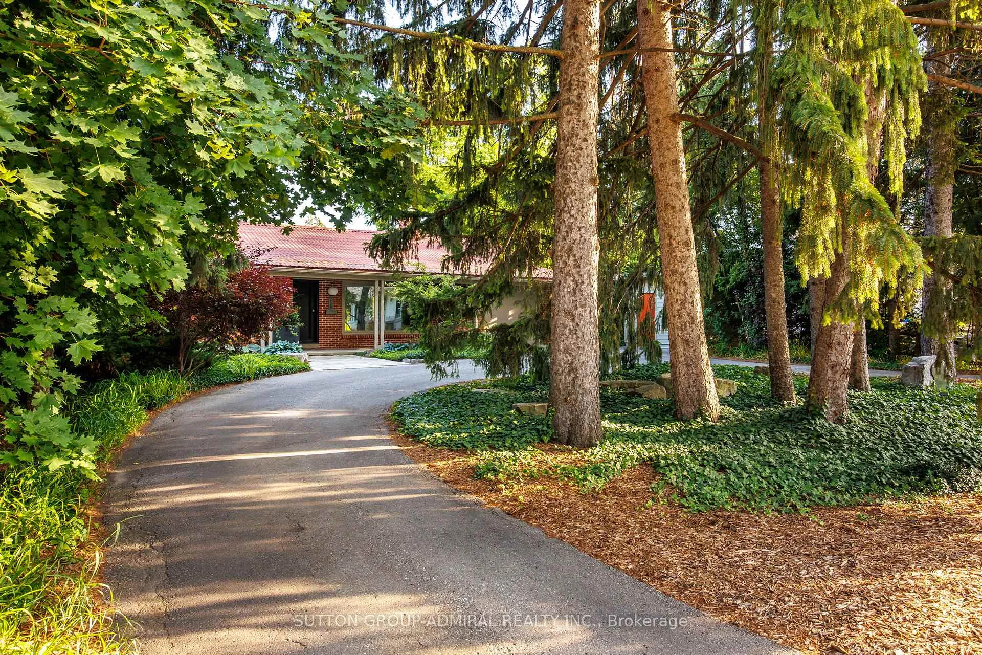 Front of 238 Mill Street