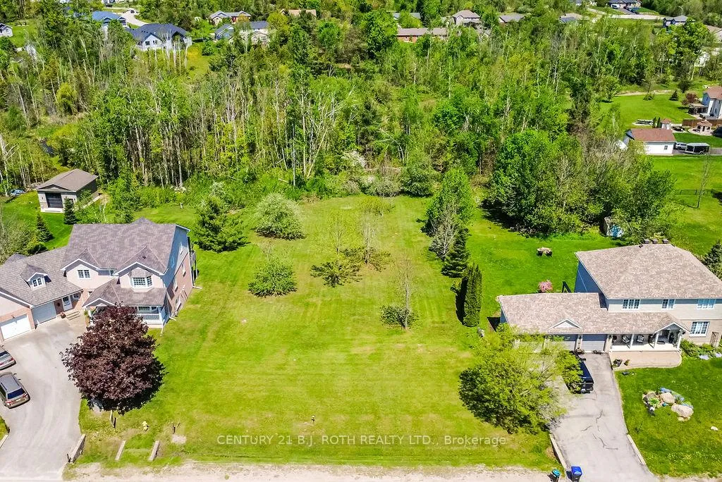 Photo 1 of 22 Boyd Crescent, Oro-Medonte, Moonstone — HOMEH