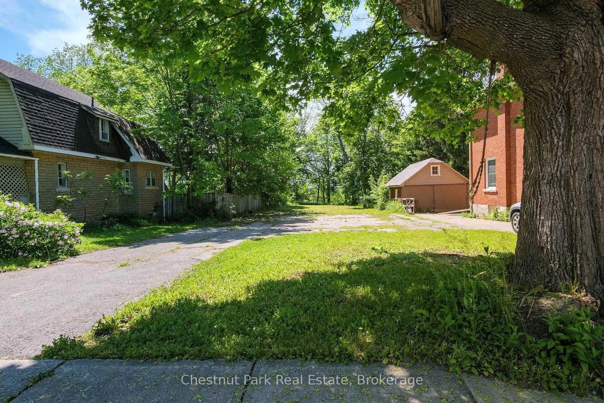 Photo 6 of 956 6th Avenue E, Owen Sound — HOMEH