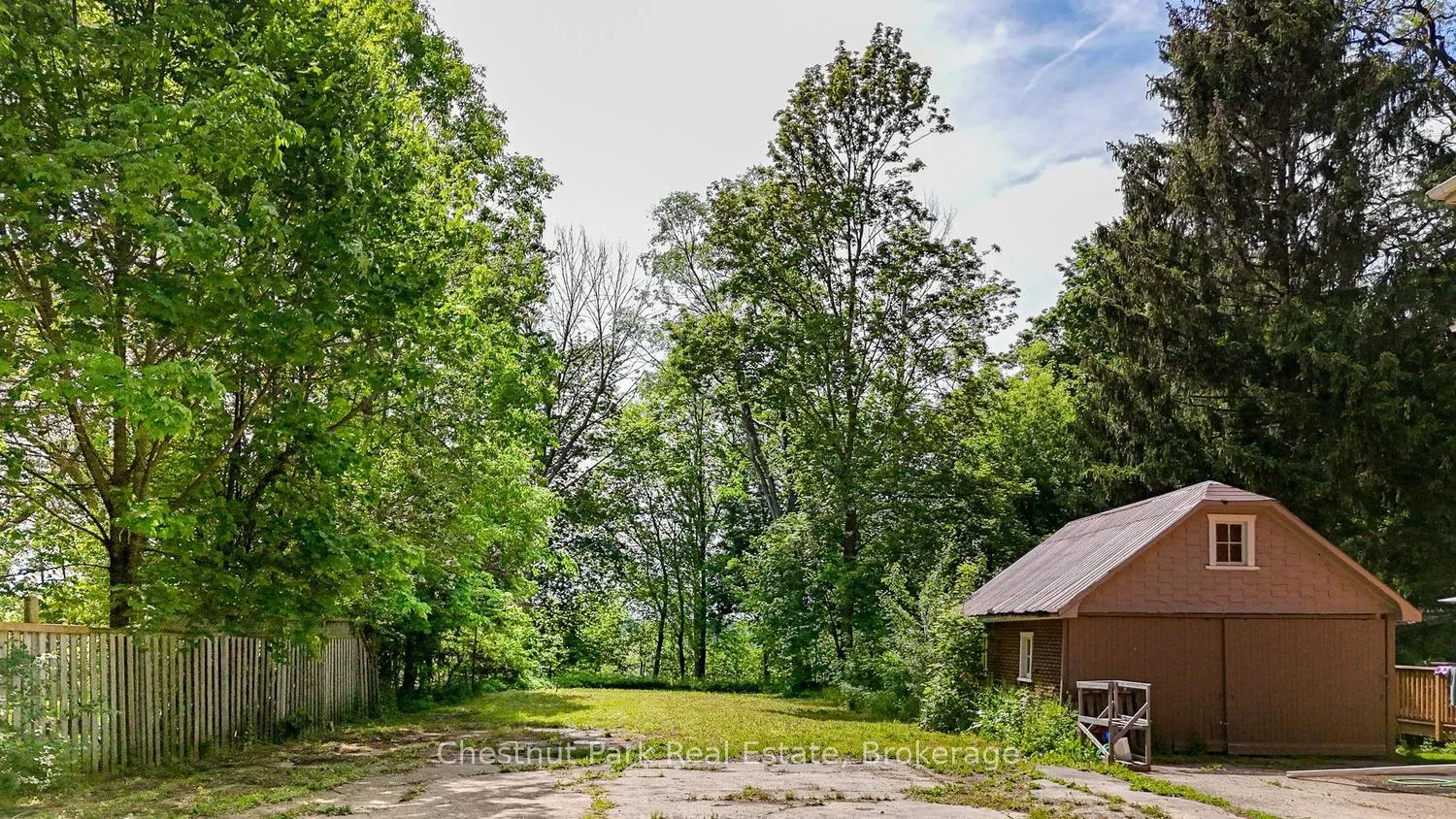 Photo 7 of 956 6th Avenue E, Owen Sound — HOMEH