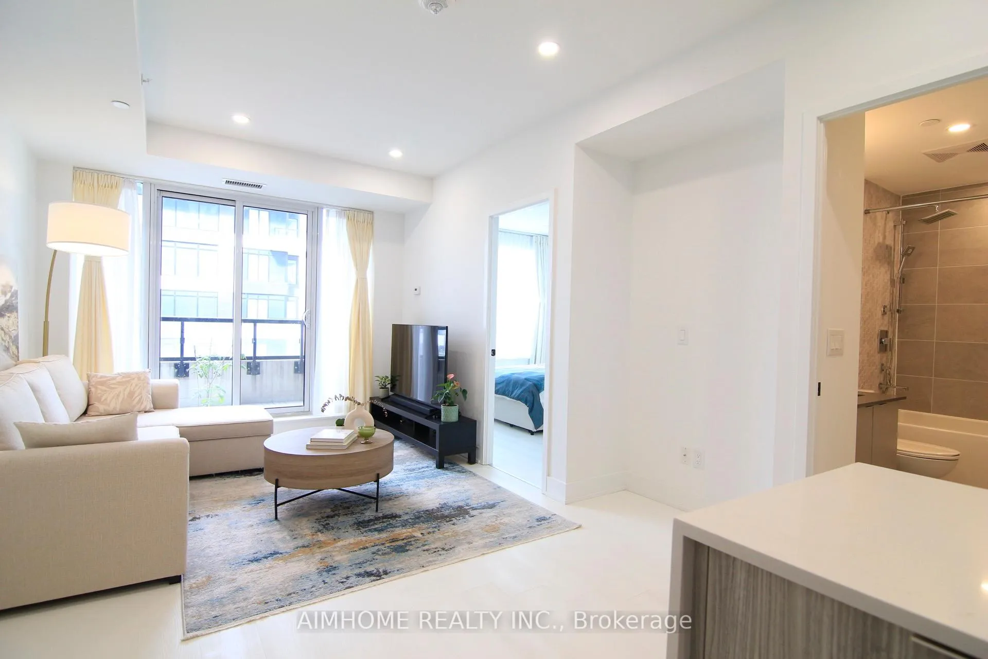 Photo 8 of Unit 1006, 2481 Taunton Road, Oakville, River Oaks — HOMEH
