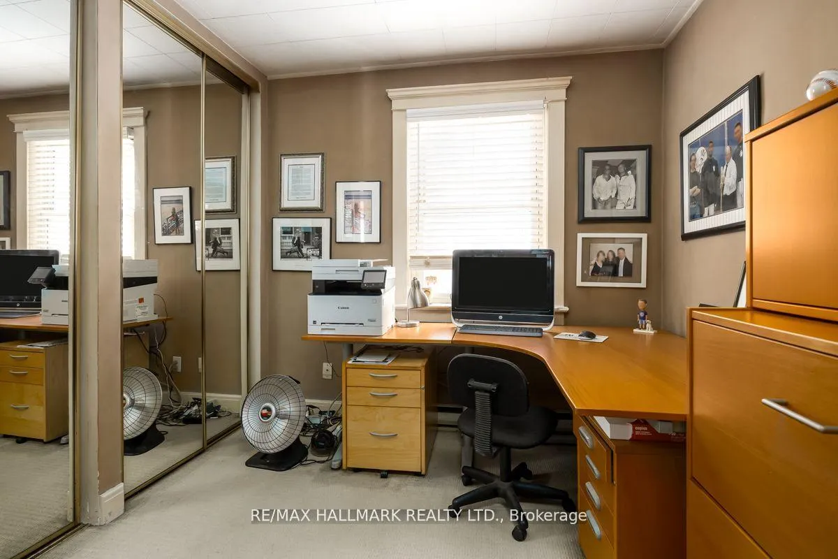 Photo 11 of 22 Airley Crescent, Toronto, East York — HOMEH