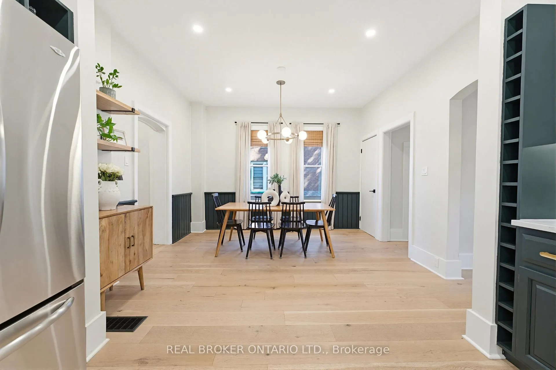 Photo 15 of 440 Duke Street W, Kitchener, Mount Hope Huron Park — HOMEH