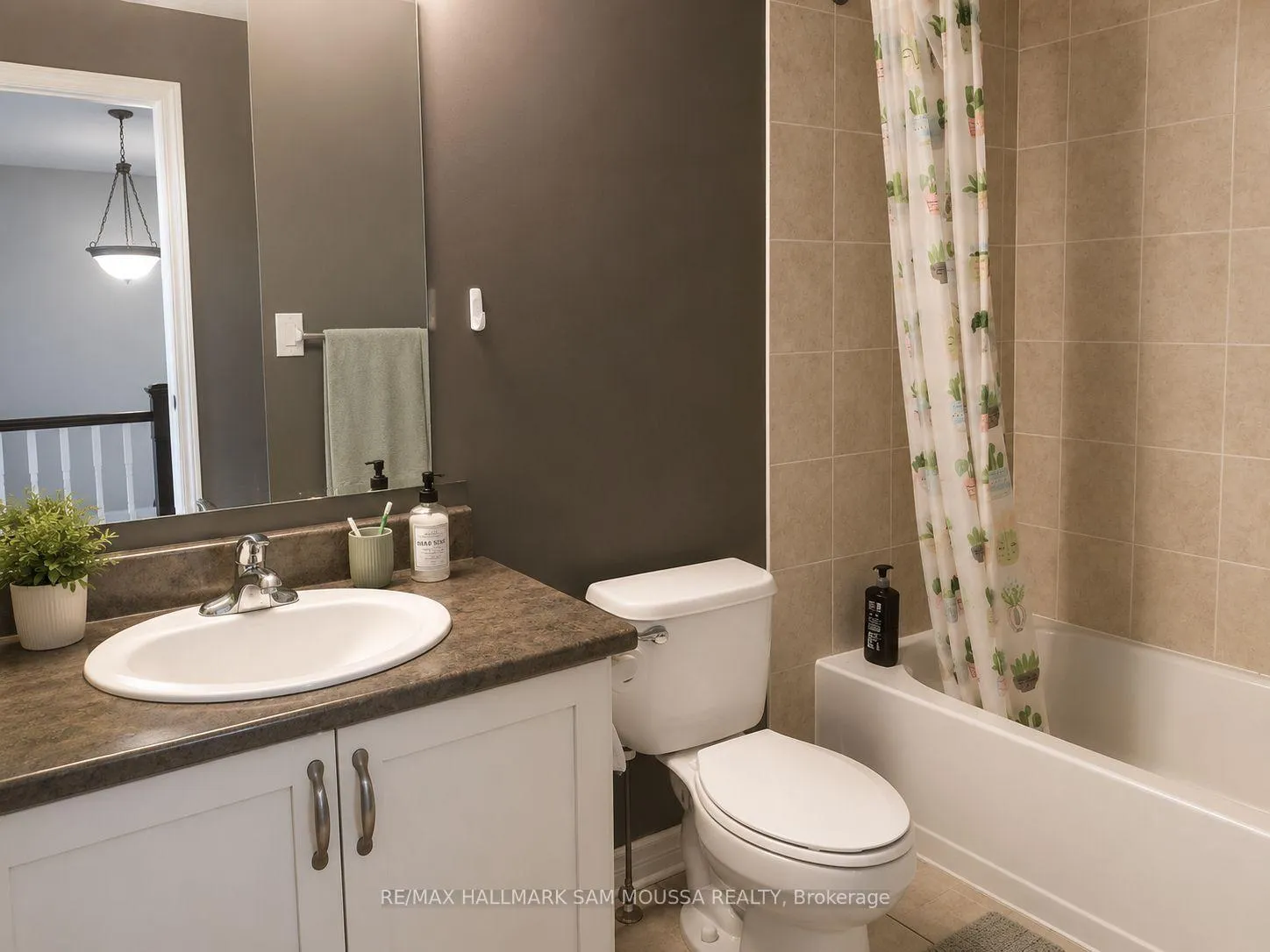 Photo 12 of 202 Badgeley Avenue, Ottawa, Kanata - Kanata Lakes/Heritage Hills — HOMEH
