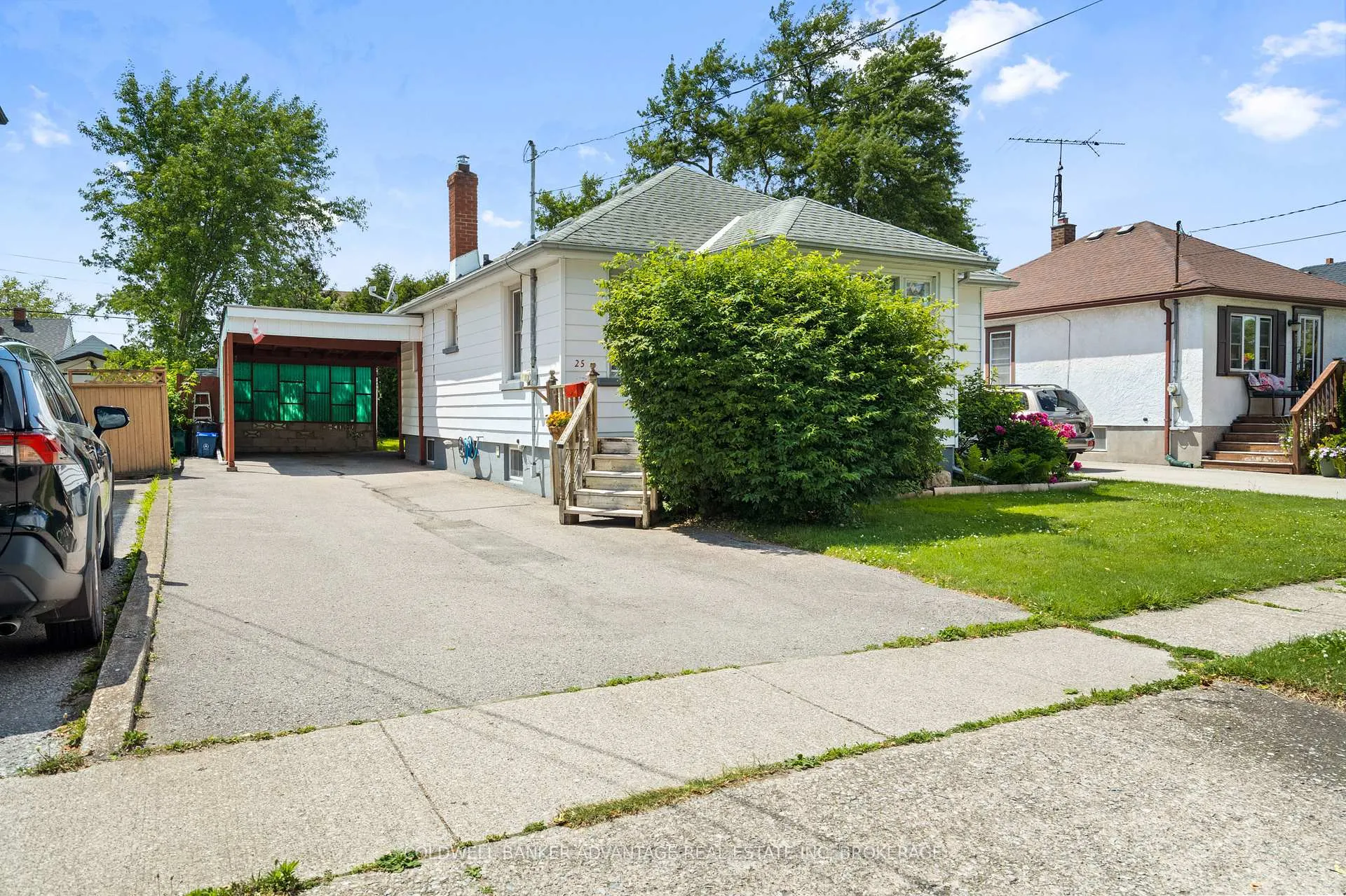Photo 2 of 25 Lyons Avenue, Welland, Lincoln/Crowland — HOMEH