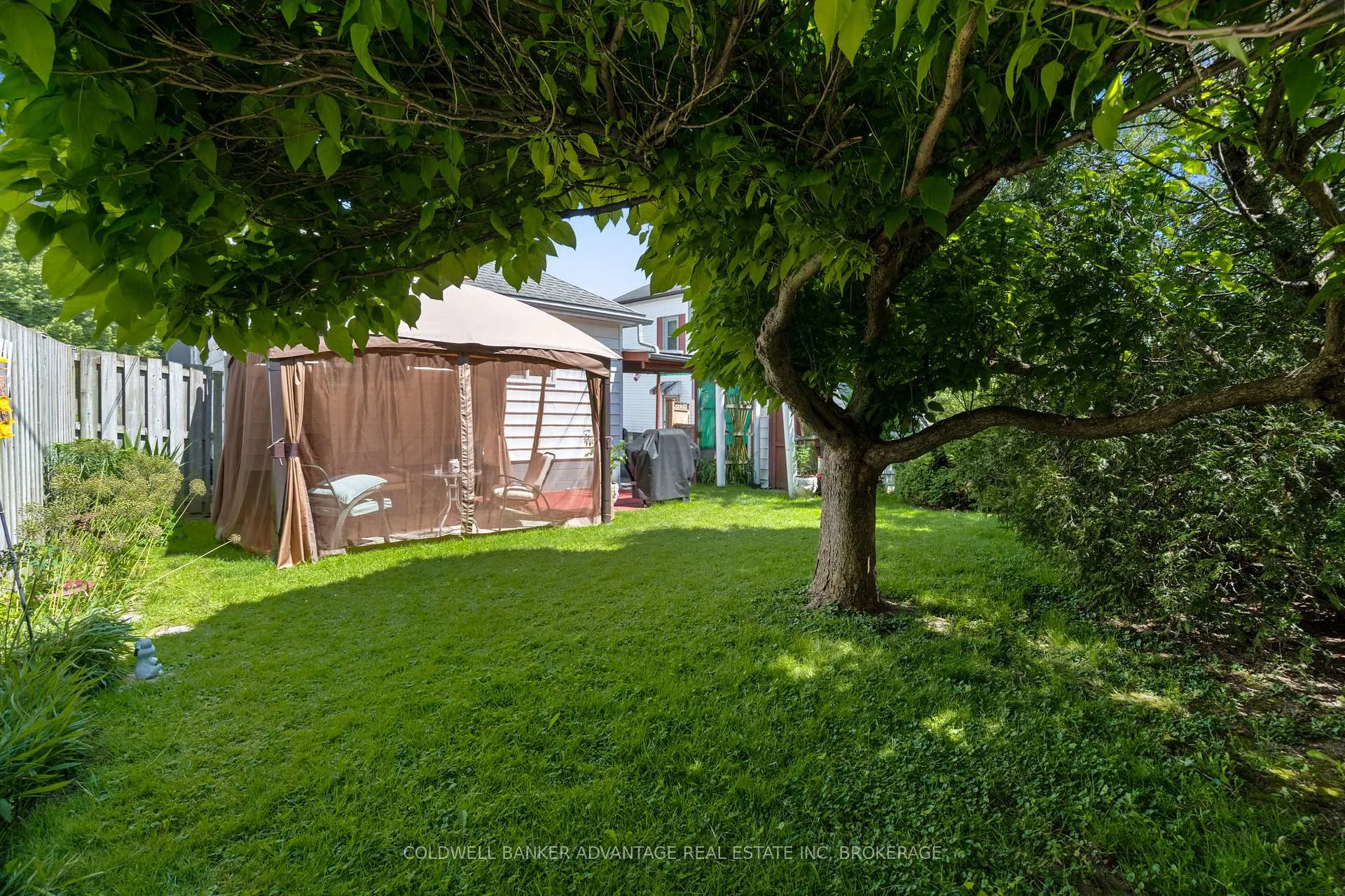 Photo 6 of 25 Lyons Avenue, Welland, Lincoln/Crowland — HOMEH