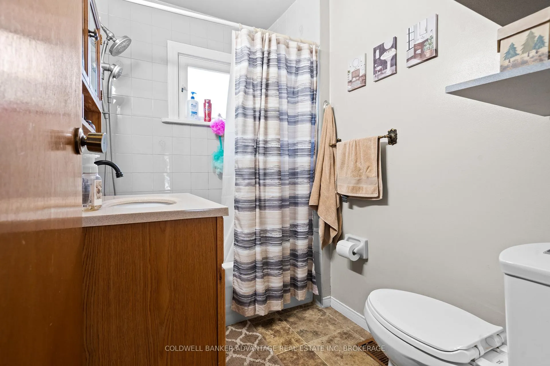 Photo 17 of 25 Lyons Avenue, Welland, Lincoln/Crowland — HOMEH
