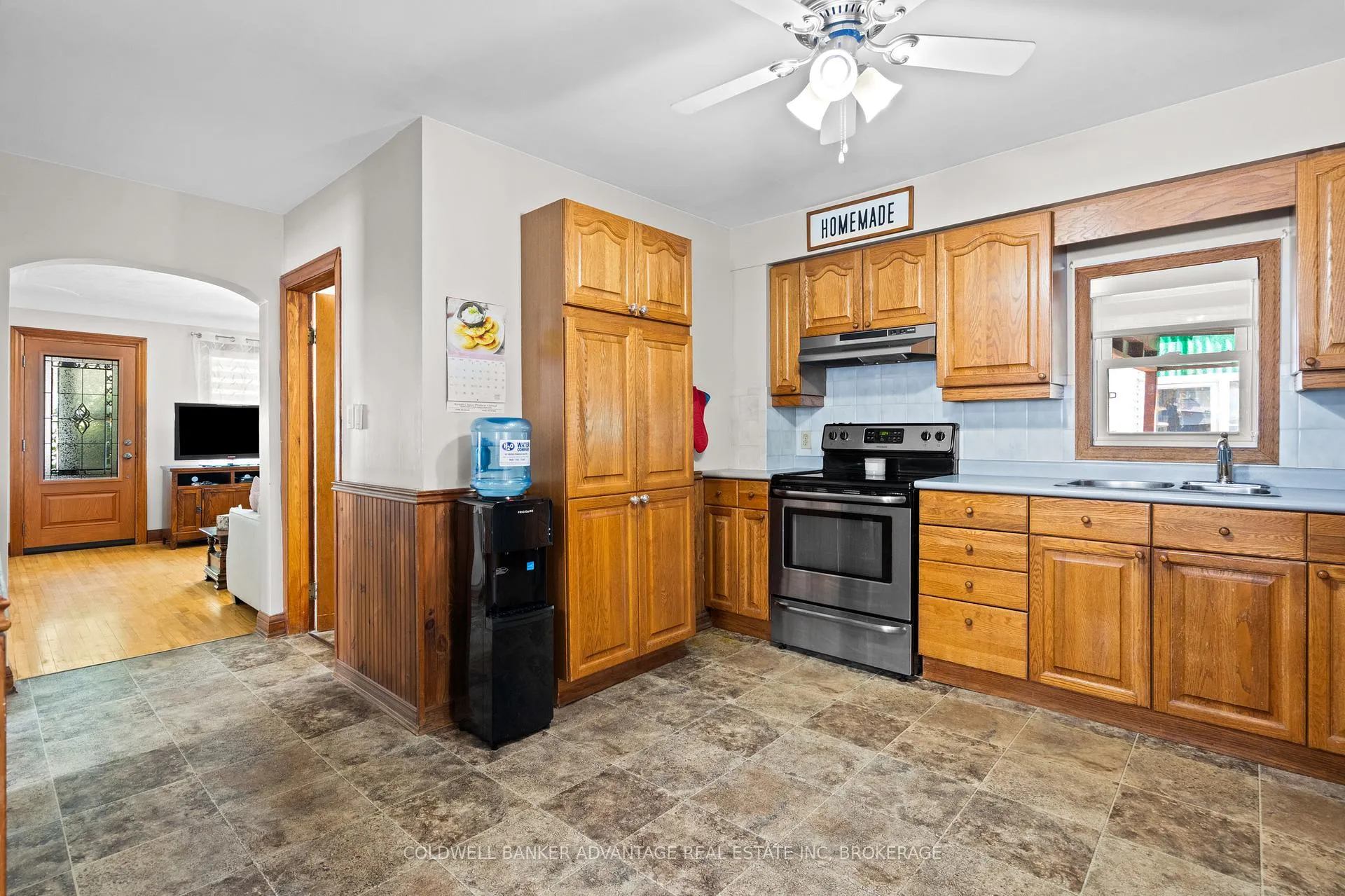 Photo 21 of 25 Lyons Avenue, Welland, Lincoln/Crowland — HOMEH
