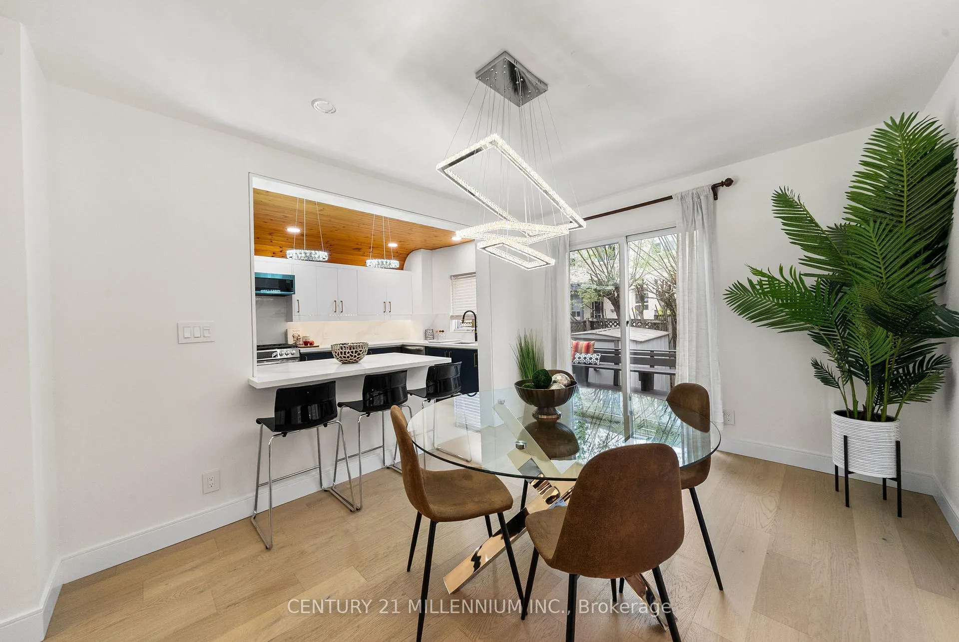 Photo 1 of 134 Helendale Avenue, Toronto, Yonge-Eglinton — HOMEH