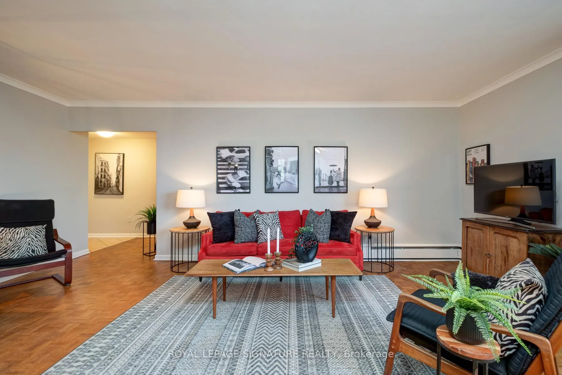 Photo 9 of Unit 1105, 575 Avenue Road, Toronto, Yonge-St. Clair — HOMEH