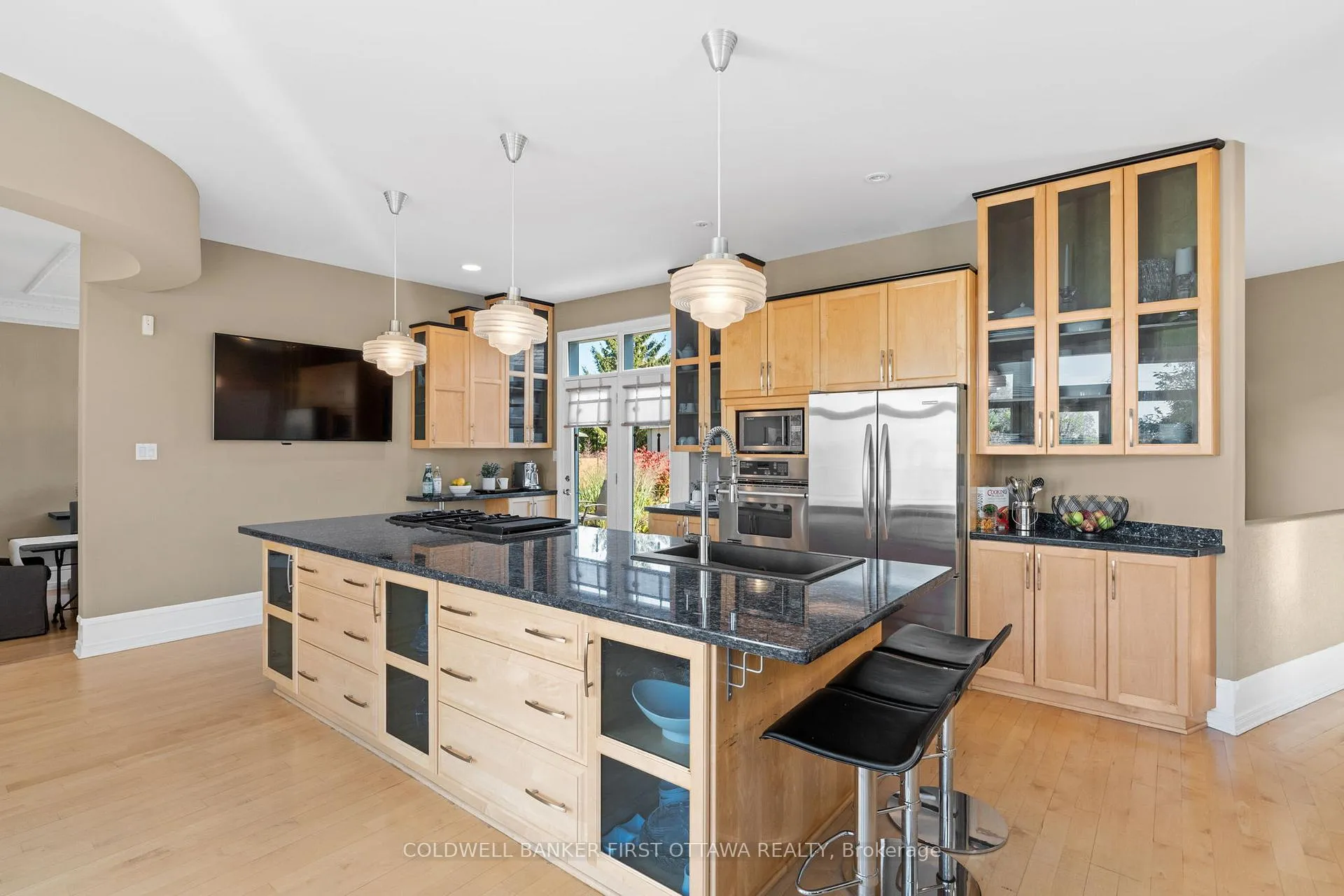 Photo 11 of 358 River Road, Ottawa, Cedardale — HOMEH