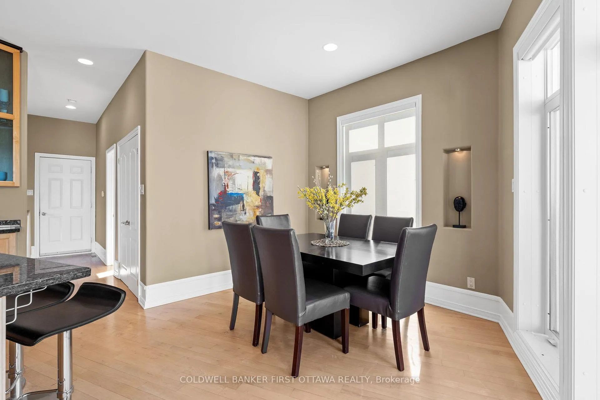 Photo 12 of 358 River Road, Ottawa, Cedardale — HOMEH