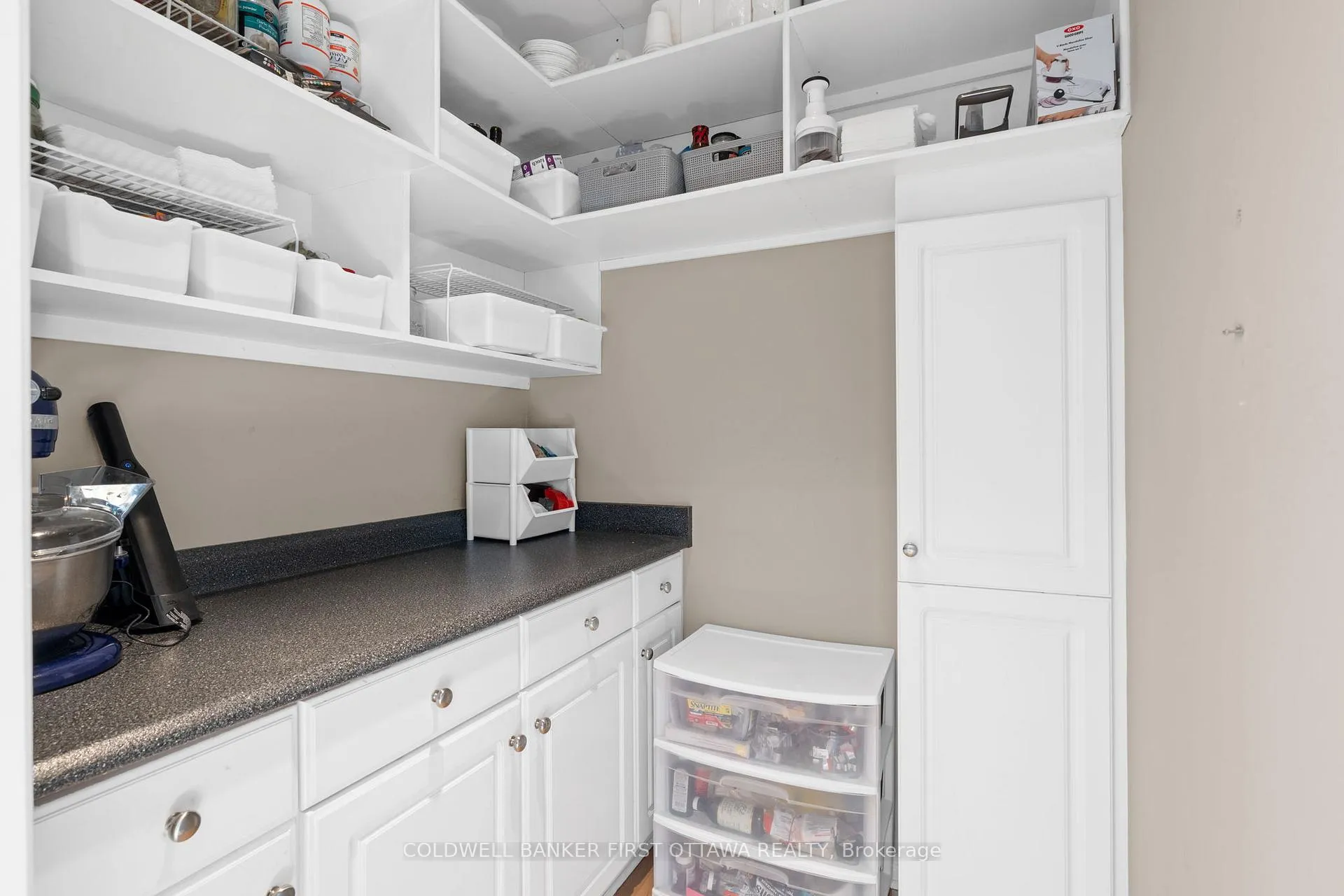 Photo 16 of 358 River Road, Ottawa, Cedardale — HOMEH