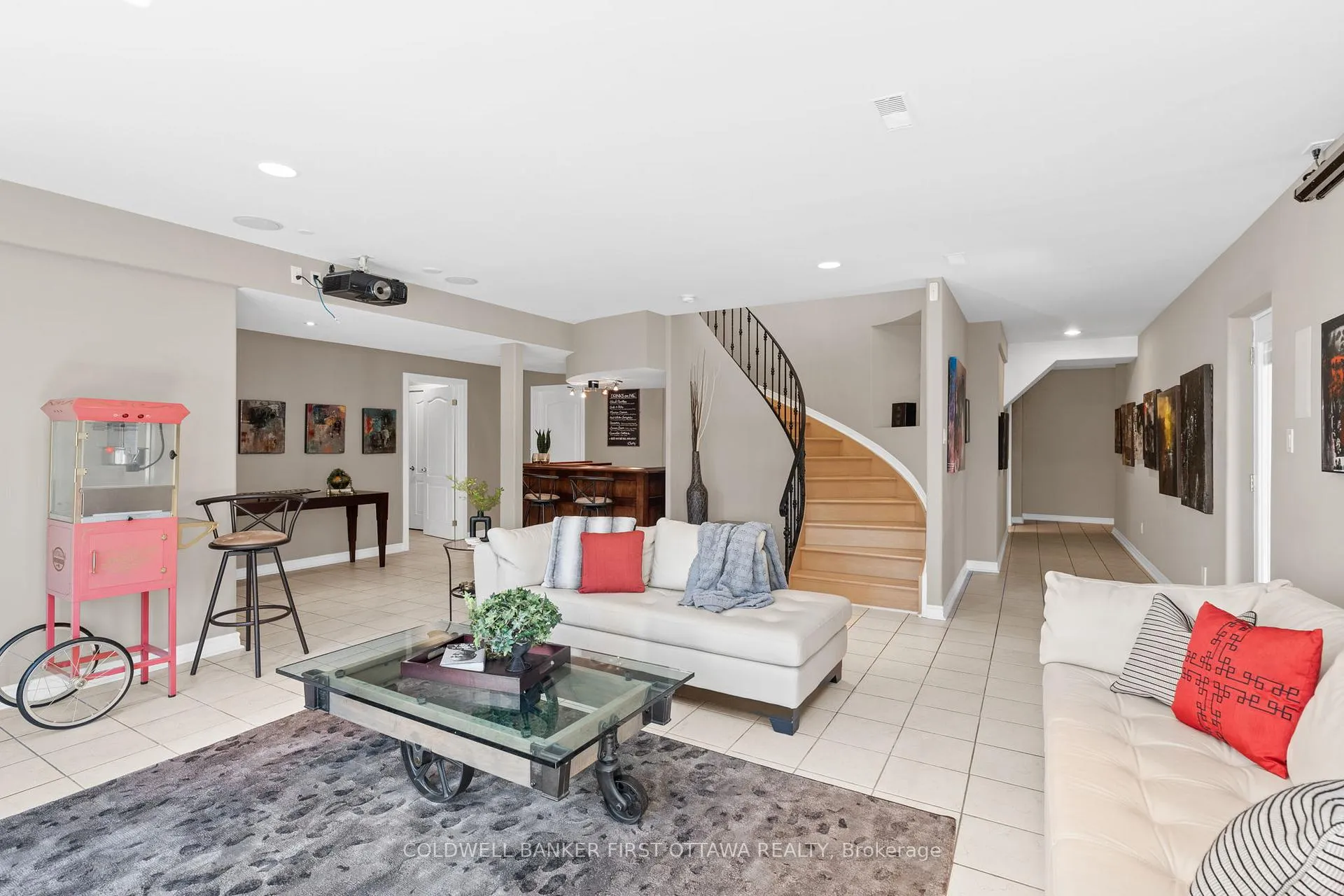 Photo 32 of 358 River Road, Ottawa, Cedardale — HOMEH