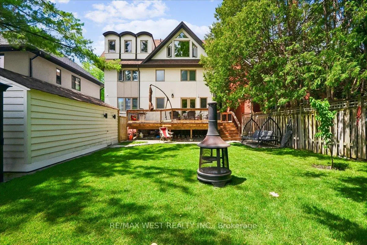 Photo 22 of 11 Hillcroft Drive, Etobicoke, Islington-City Centre West — HOMEH