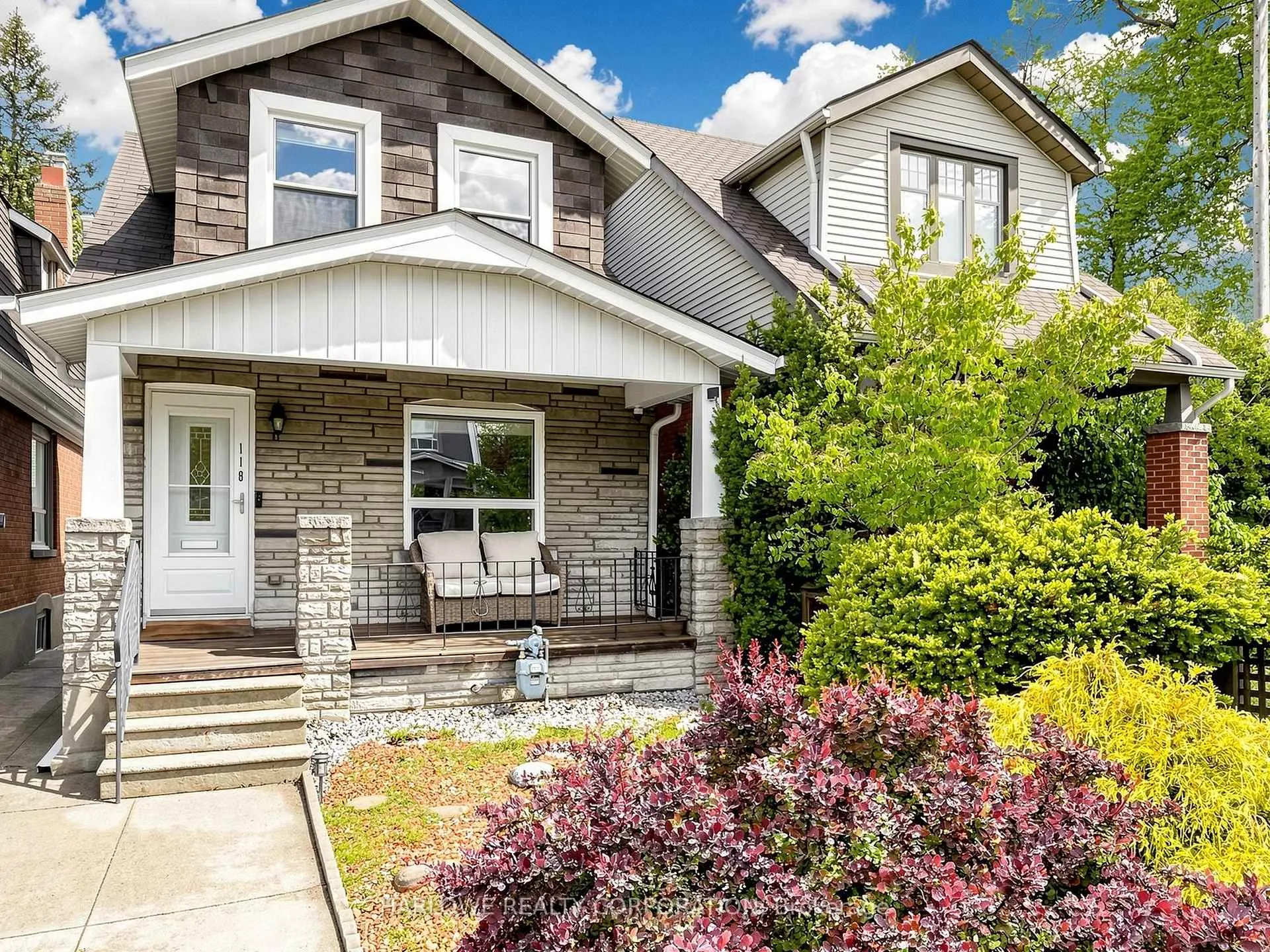 Front of 118 Woodmount Avenue