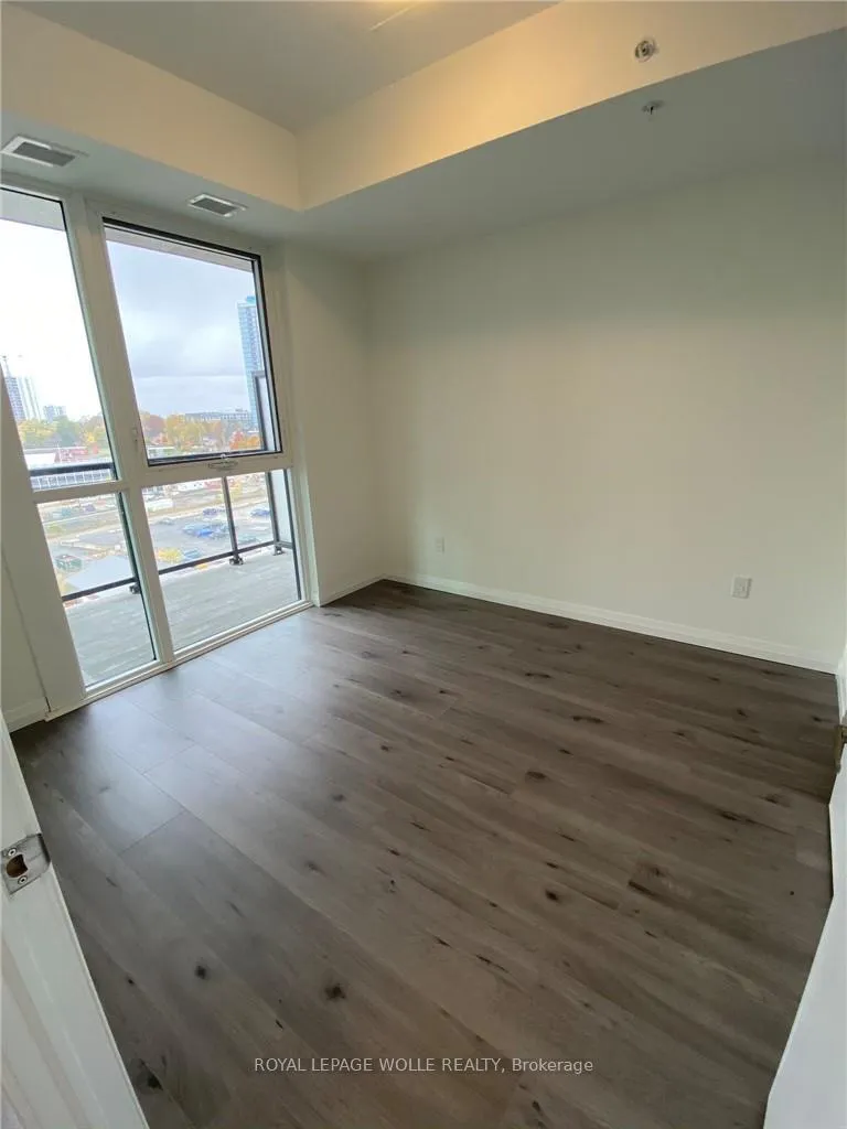 Photo 4 of Unit 1110, 108 Garment Street, Kitchener, City Commercial Core — HOMEH