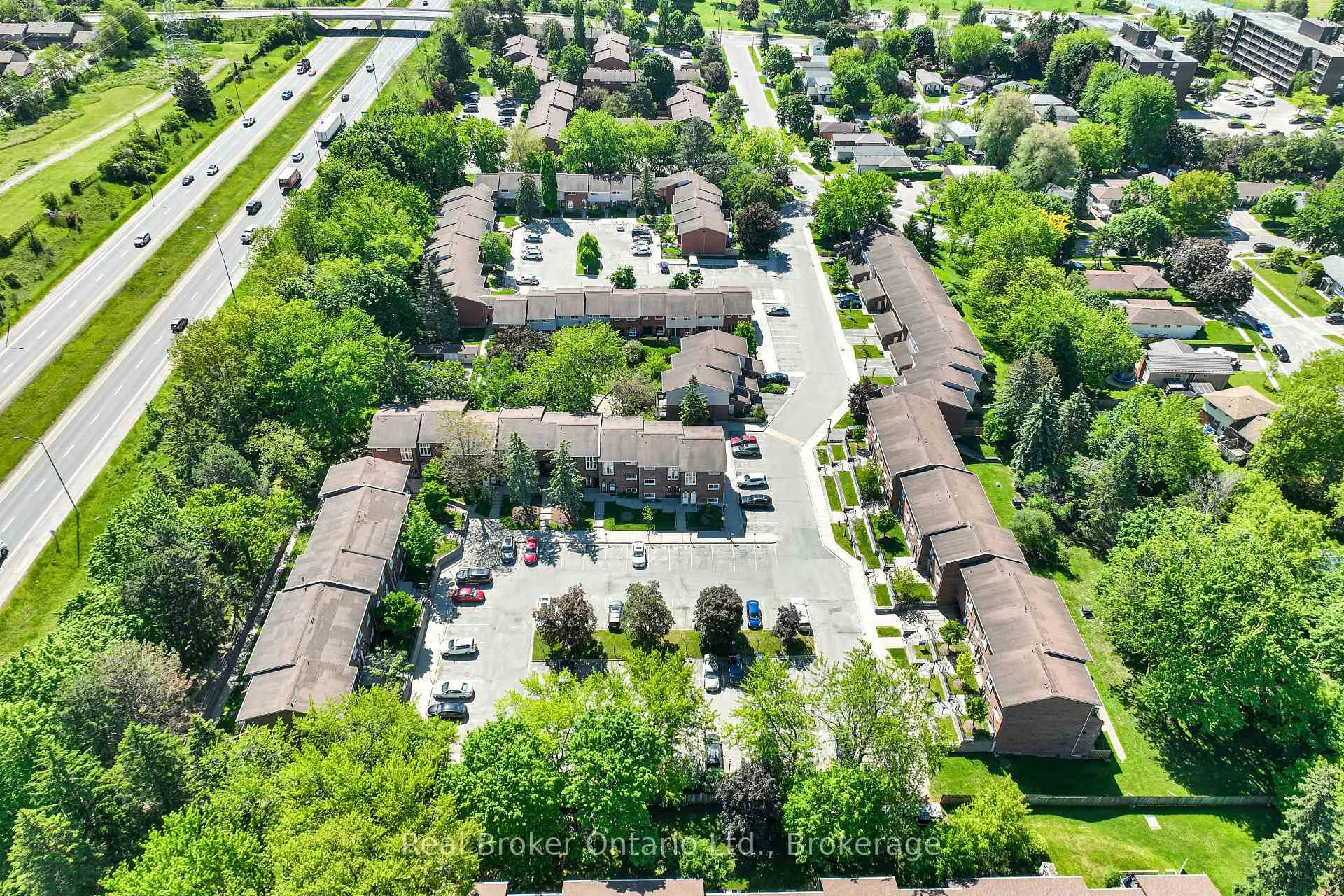 Photo 2 of Unit 90, 49 Rhonda Road, Guelph, Willow West/Sugarbush/West Acres — HOMEH