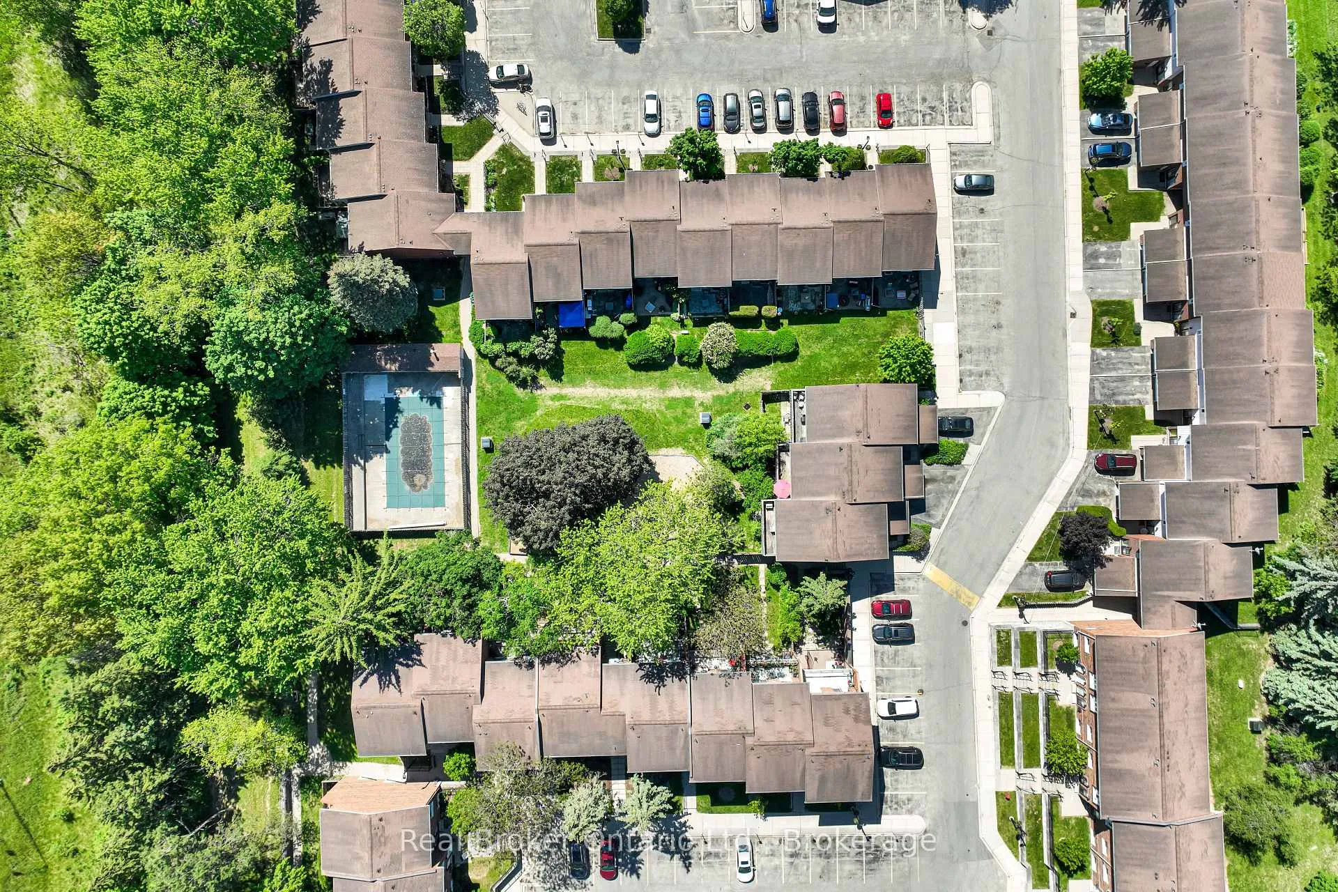 Photo 5 of Unit 90, 49 Rhonda Road, Guelph, Willow West/Sugarbush/West Acres — HOMEH