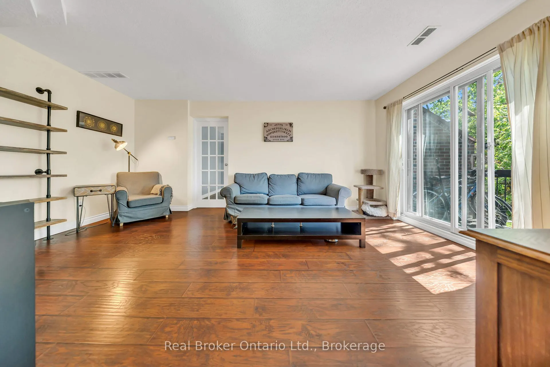 Photo 11 of Unit 90, 49 Rhonda Road, Guelph, Willow West/Sugarbush/West Acres — HOMEH