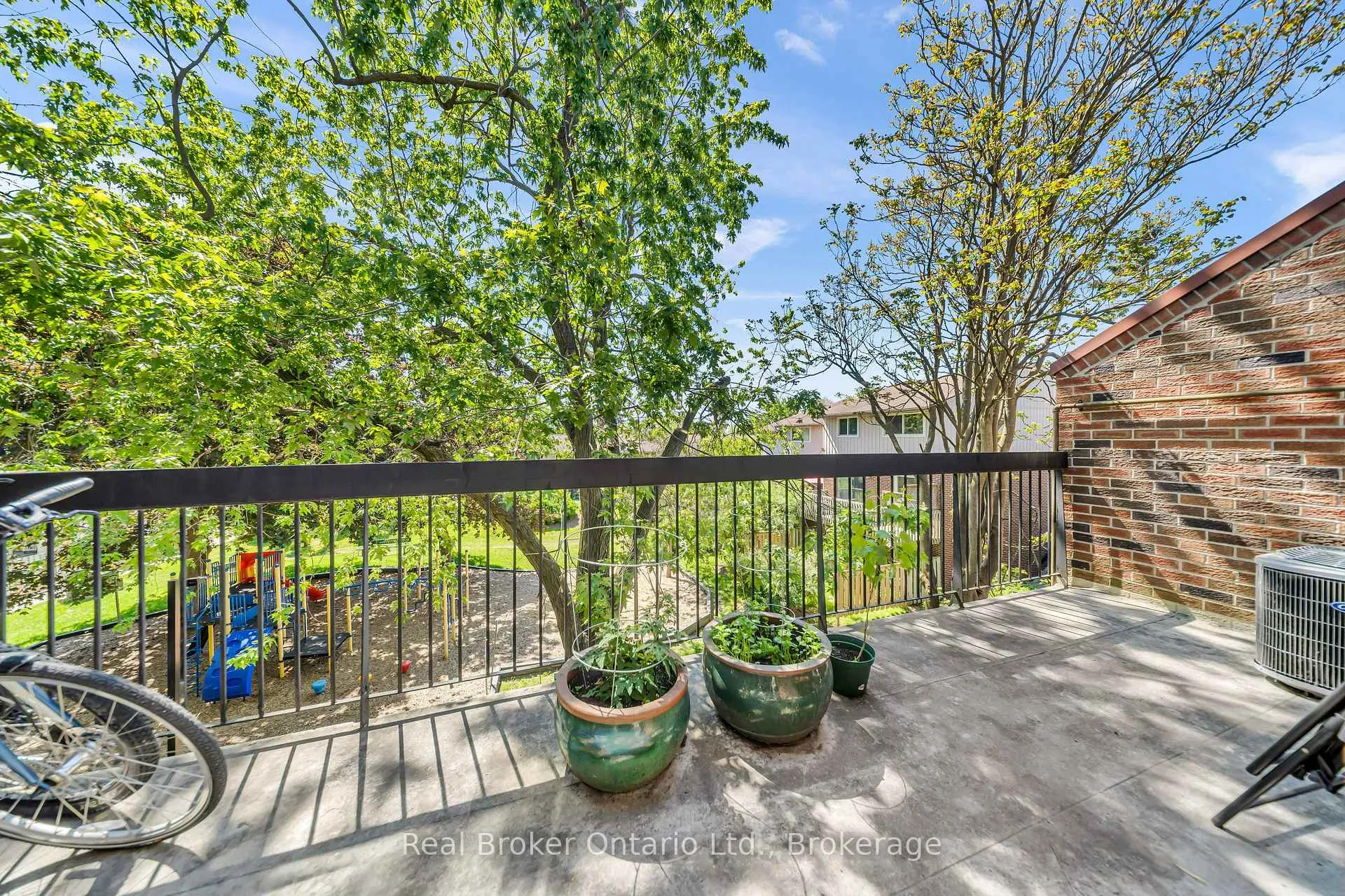 Photo 32 of Unit 90, 49 Rhonda Road, Guelph, Willow West/Sugarbush/West Acres — HOMEH