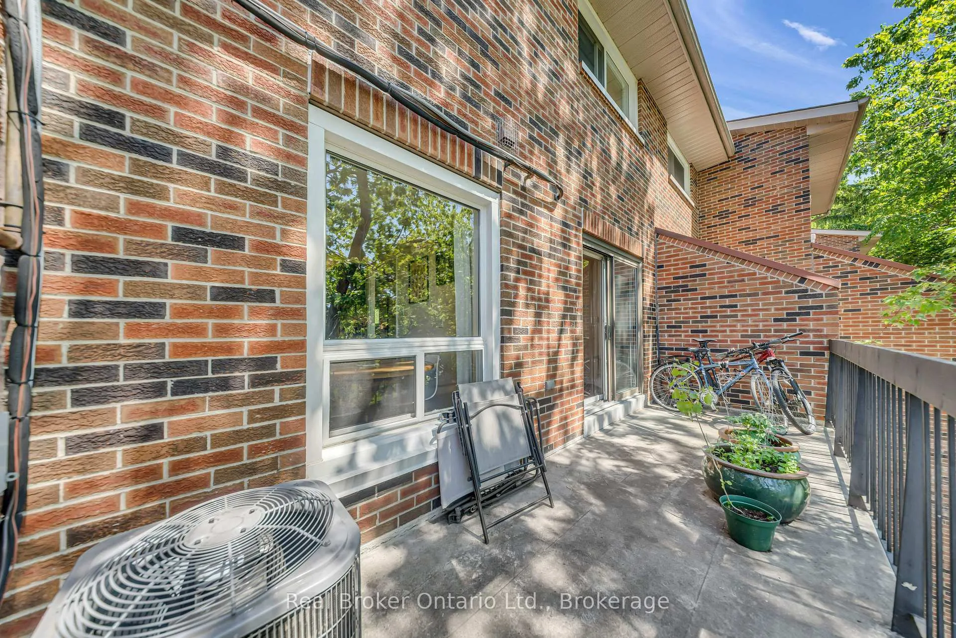 Photo 33 of Unit 90, 49 Rhonda Road, Guelph, Willow West/Sugarbush/West Acres — HOMEH