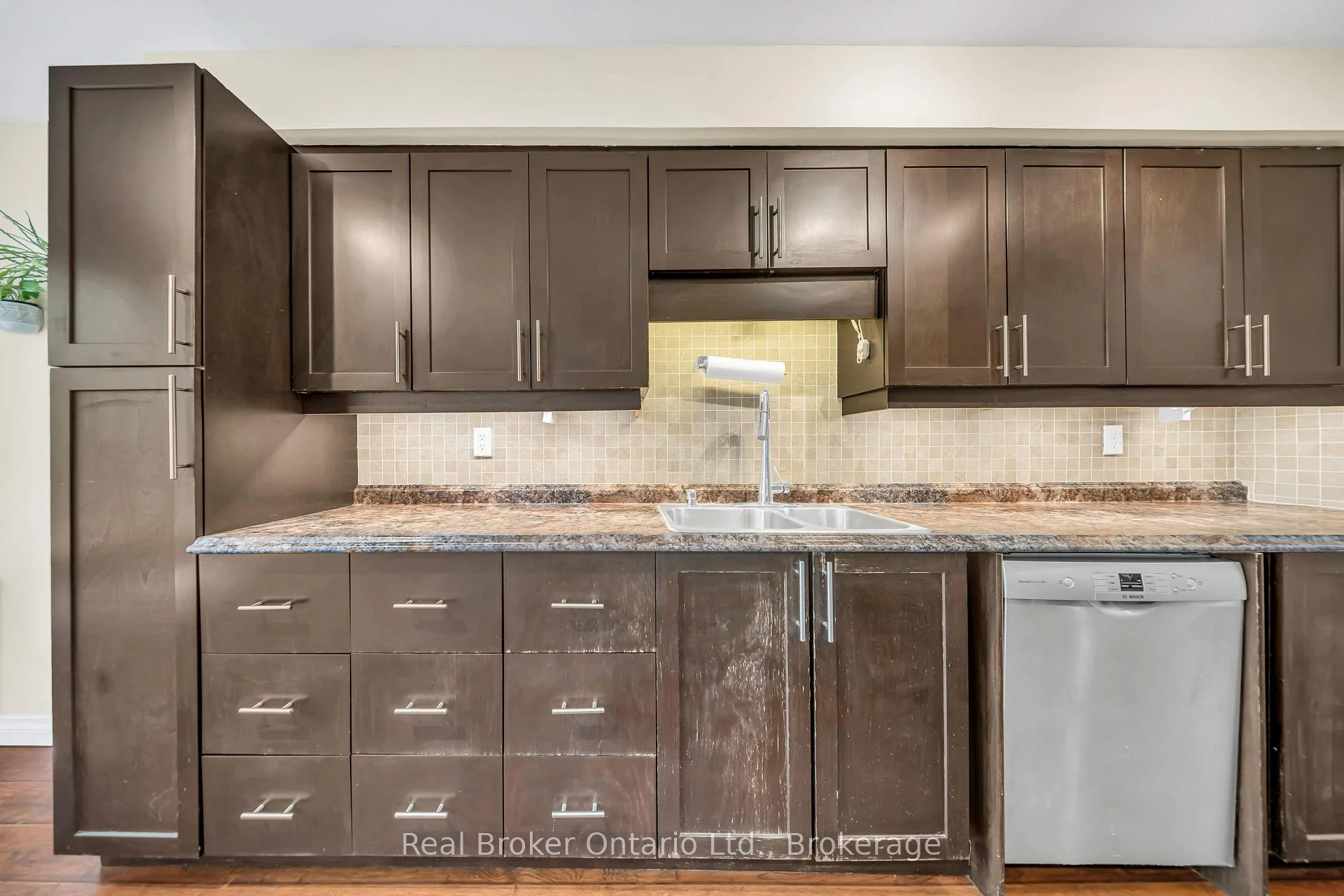 Photo 18 of Unit 90, 49 Rhonda Road, Guelph, Willow West/Sugarbush/West Acres — HOMEH
