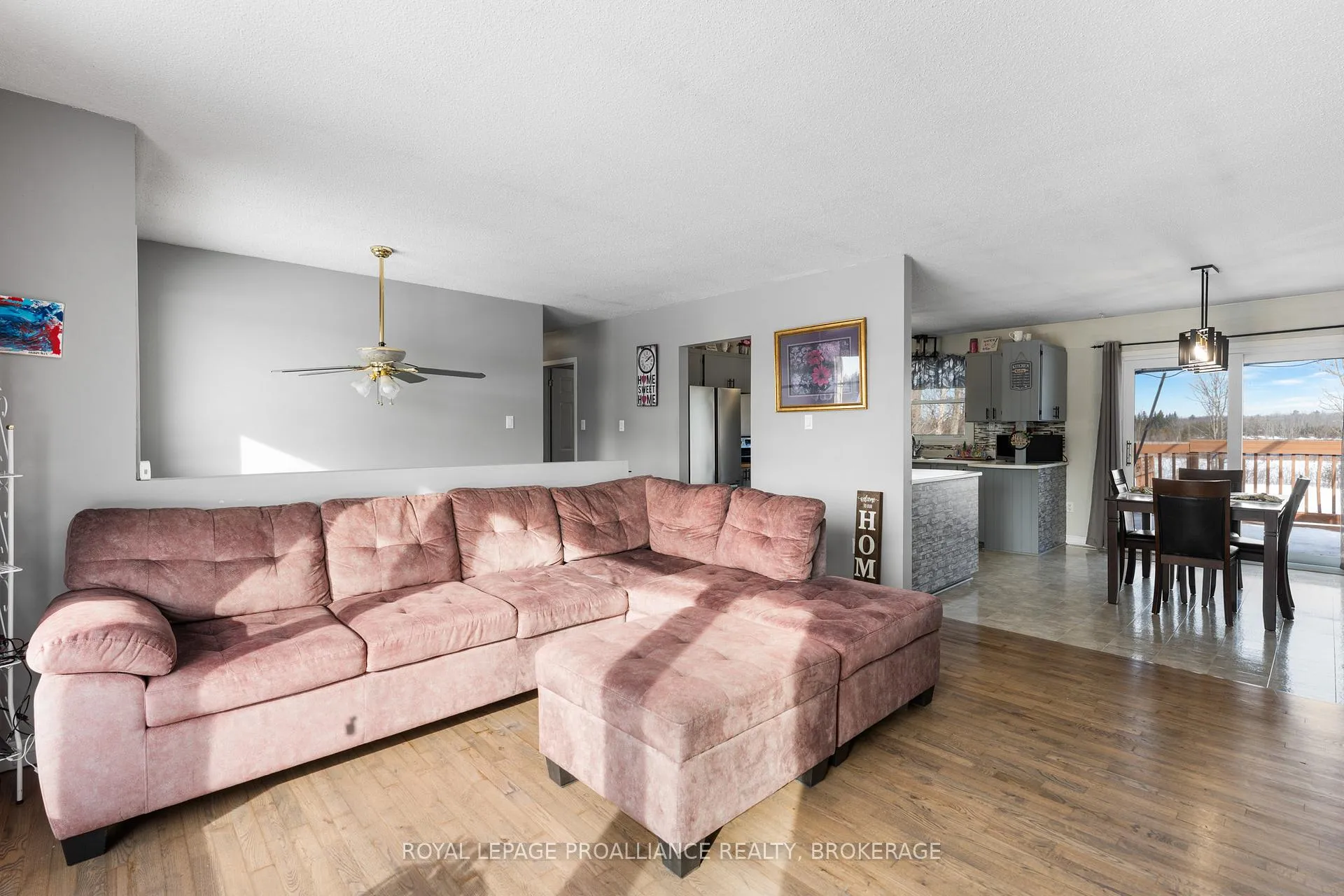 Photo 7 of 261 Shane Street, Loyalist, Lennox and Addington - South — HOMEH