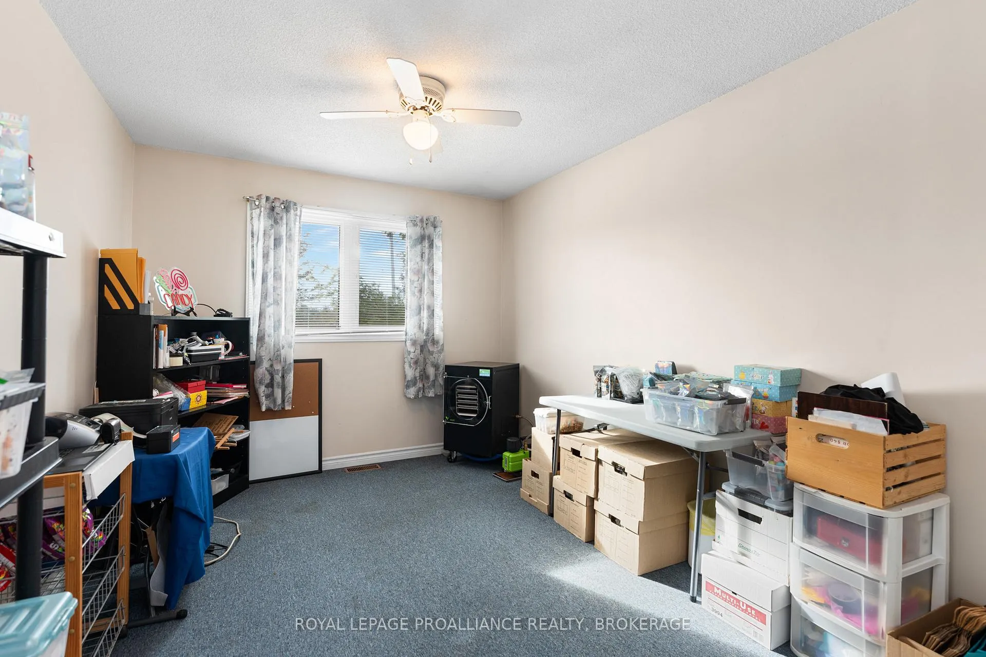 Photo 21 of 261 Shane Street, Loyalist, Lennox and Addington - South — HOMEH