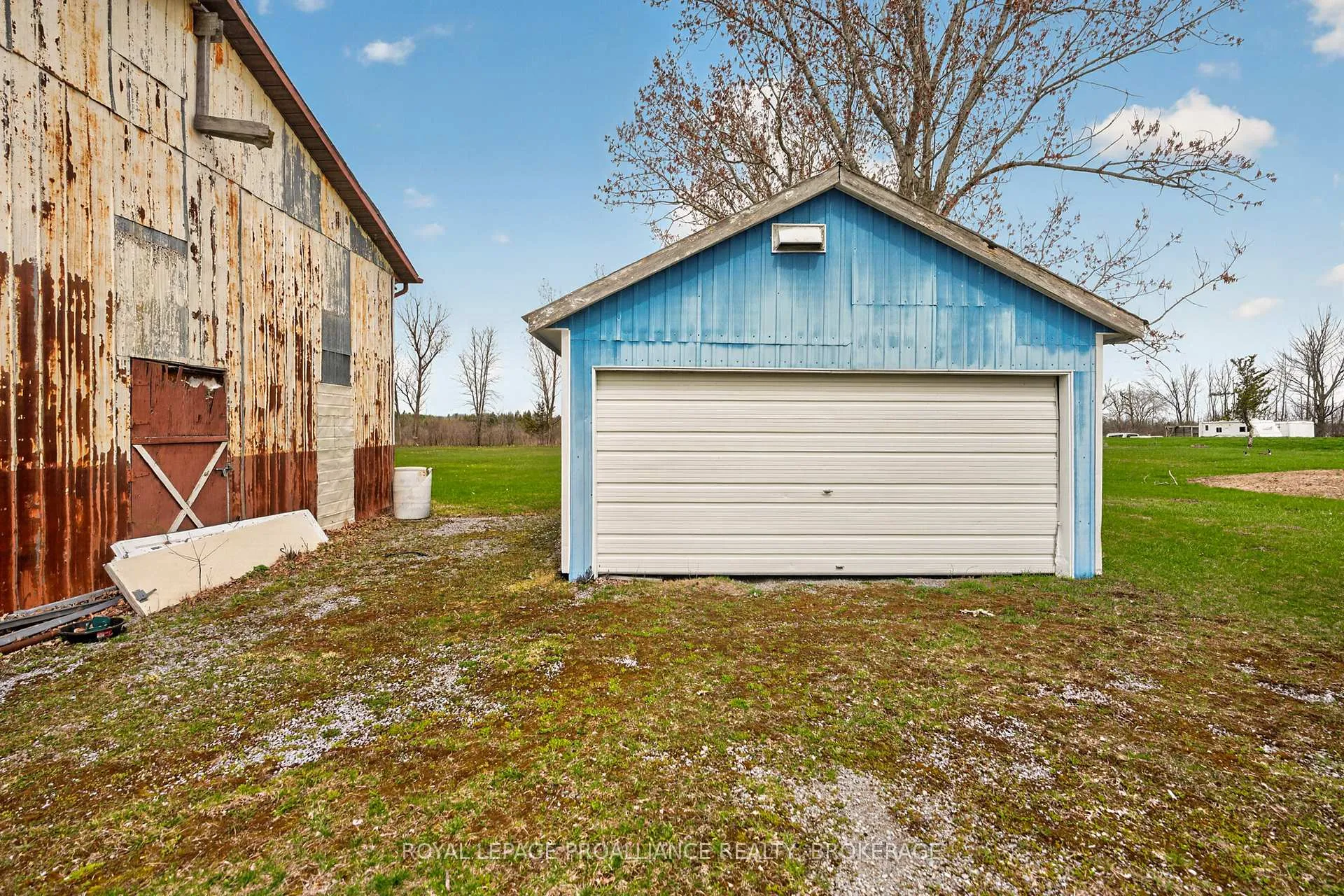 Photo 48 of 261 Shane Street, Loyalist, Lennox and Addington - South — HOMEH