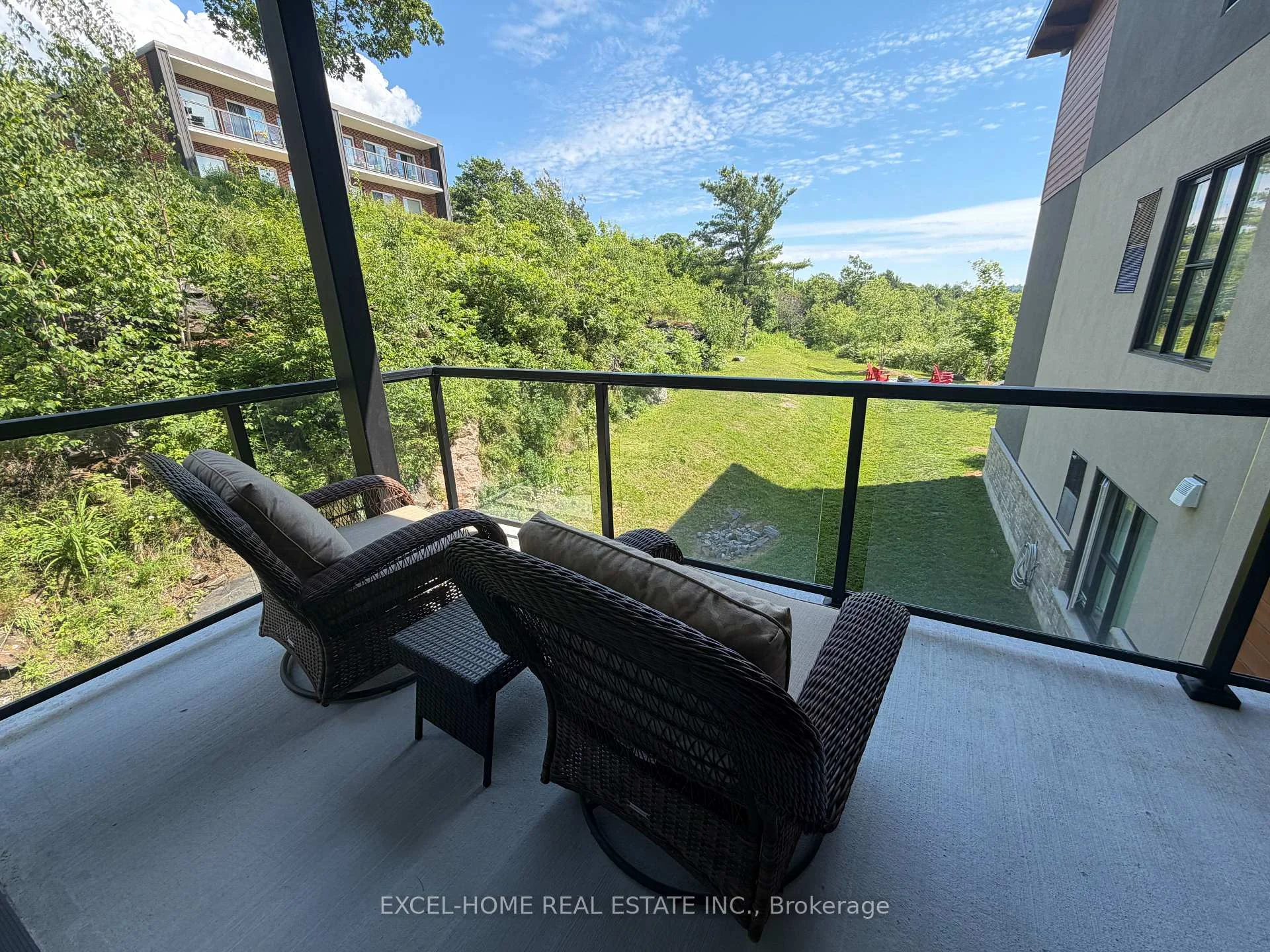 Photo 7 of Unit 211, 20 Salt Dock Road, Parry Sound — HOMEH