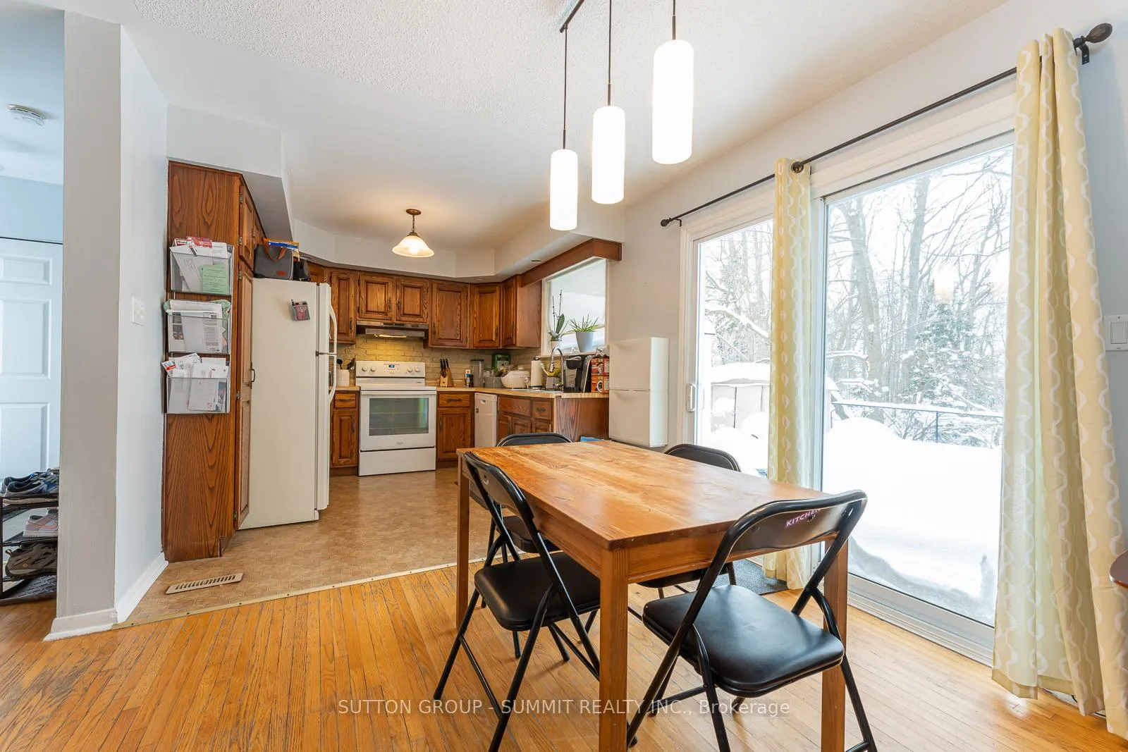 Photo 9 of 206 6th Avenue E, Owen Sound — HOMEH