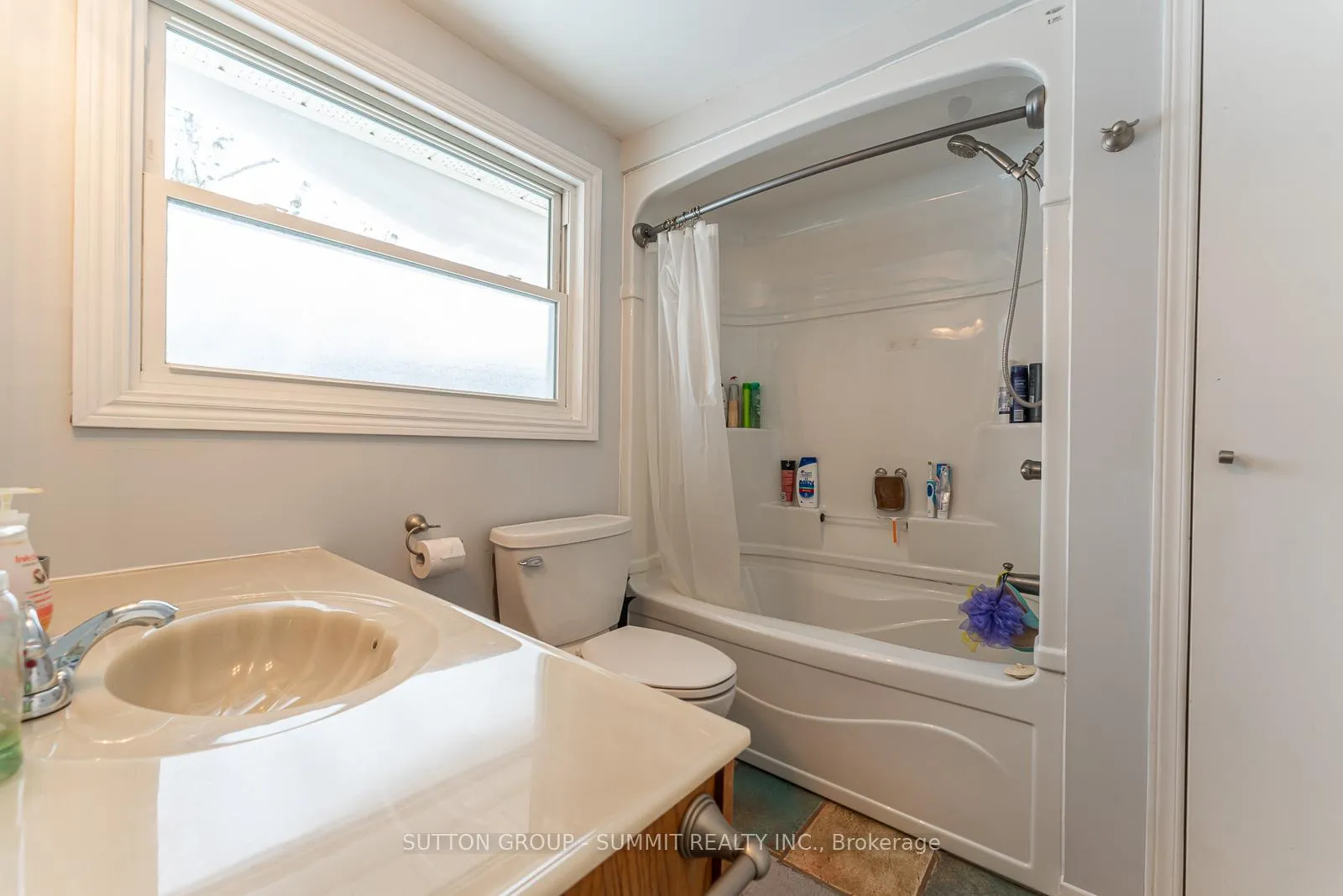 Photo 22 of 206 6th Avenue E, Owen Sound — HOMEH