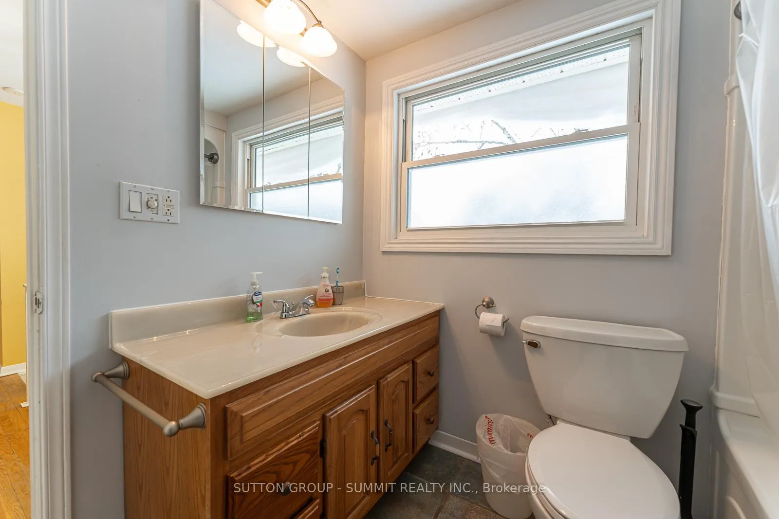 Photo 23 of 206 6th Avenue E, Owen Sound — HOMEH