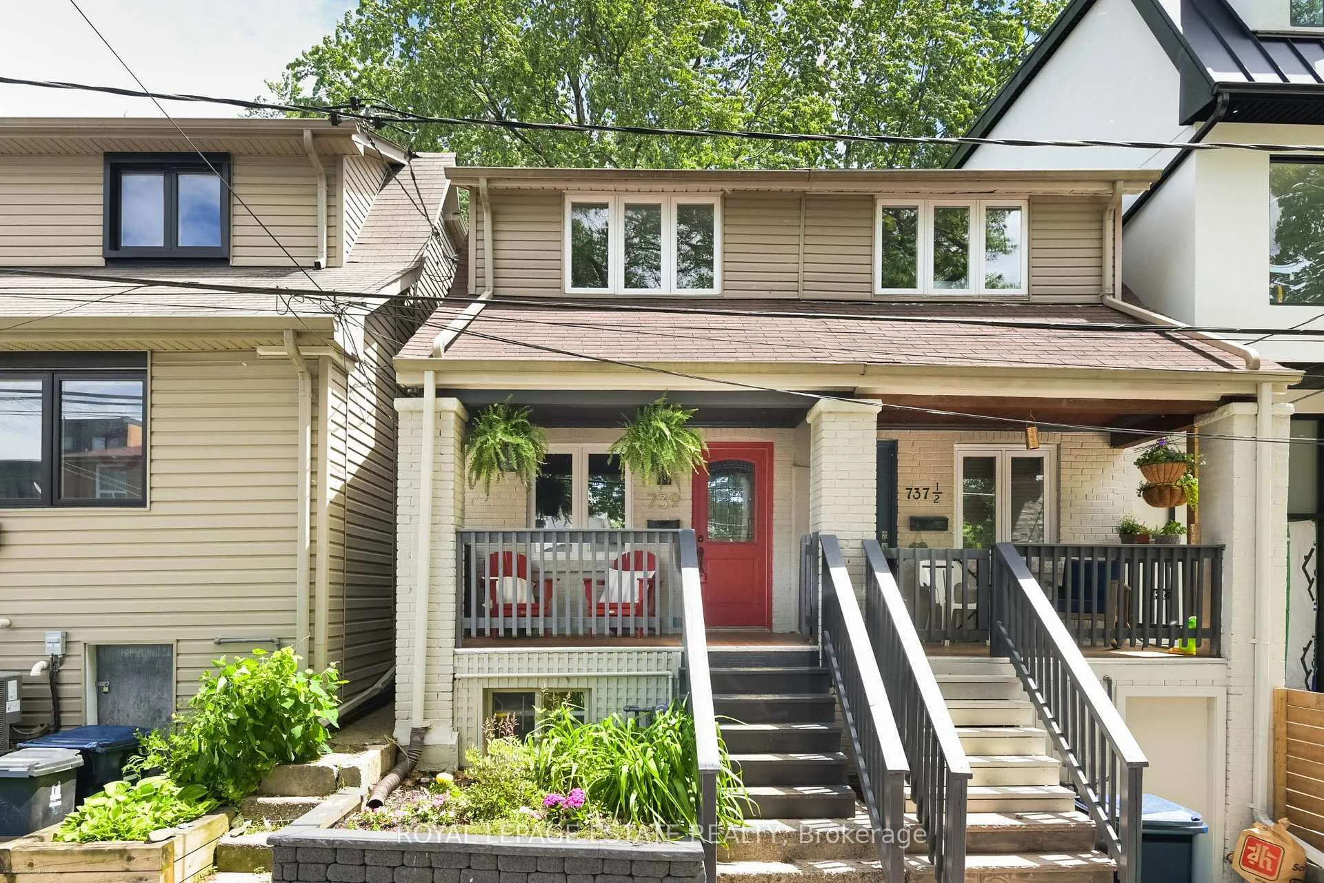 Front of 739 Craven Road
