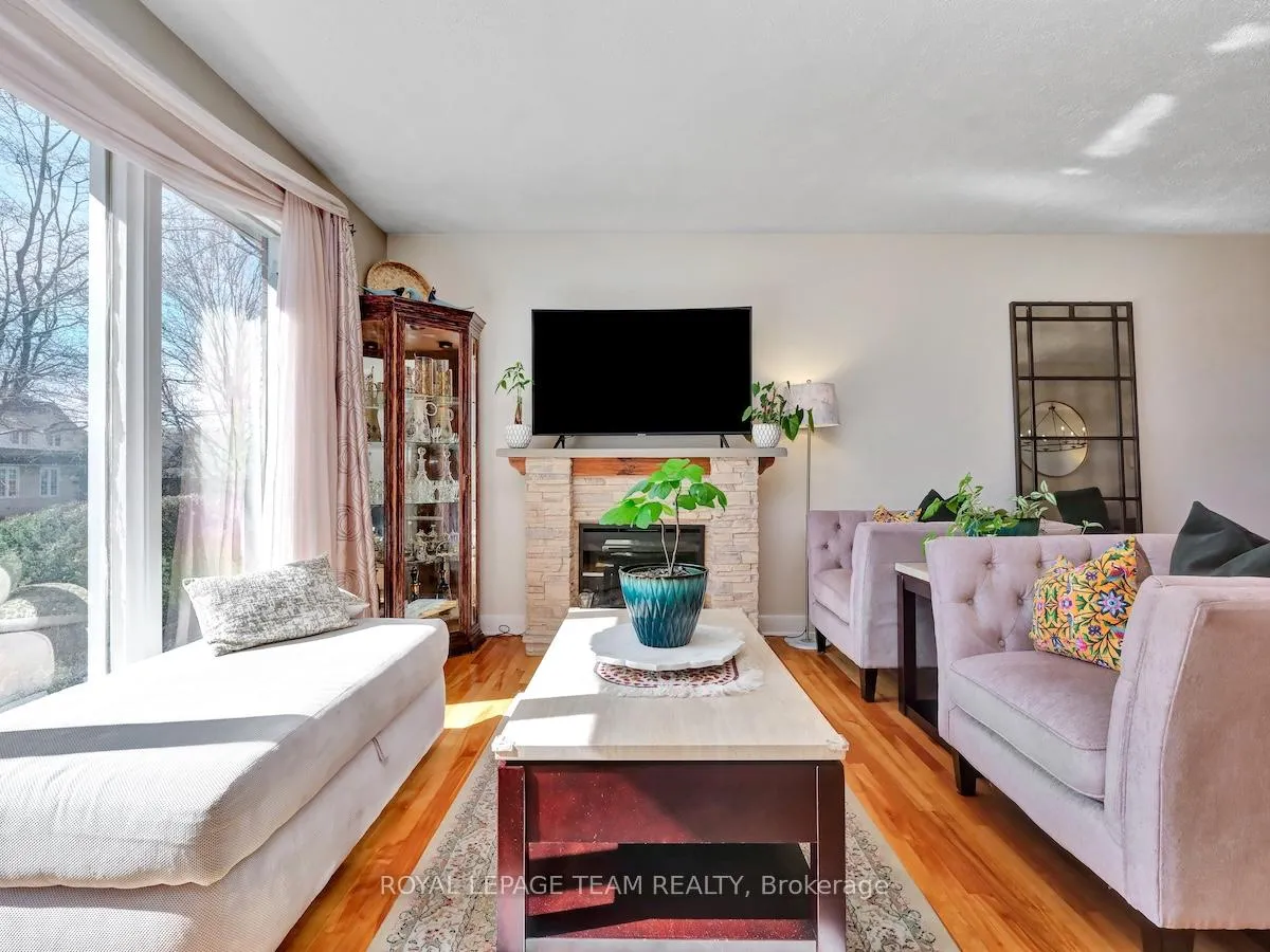Photo 8 of 1233 Cheverton Avenue, Ottawa, Alta Vista — HOMEH