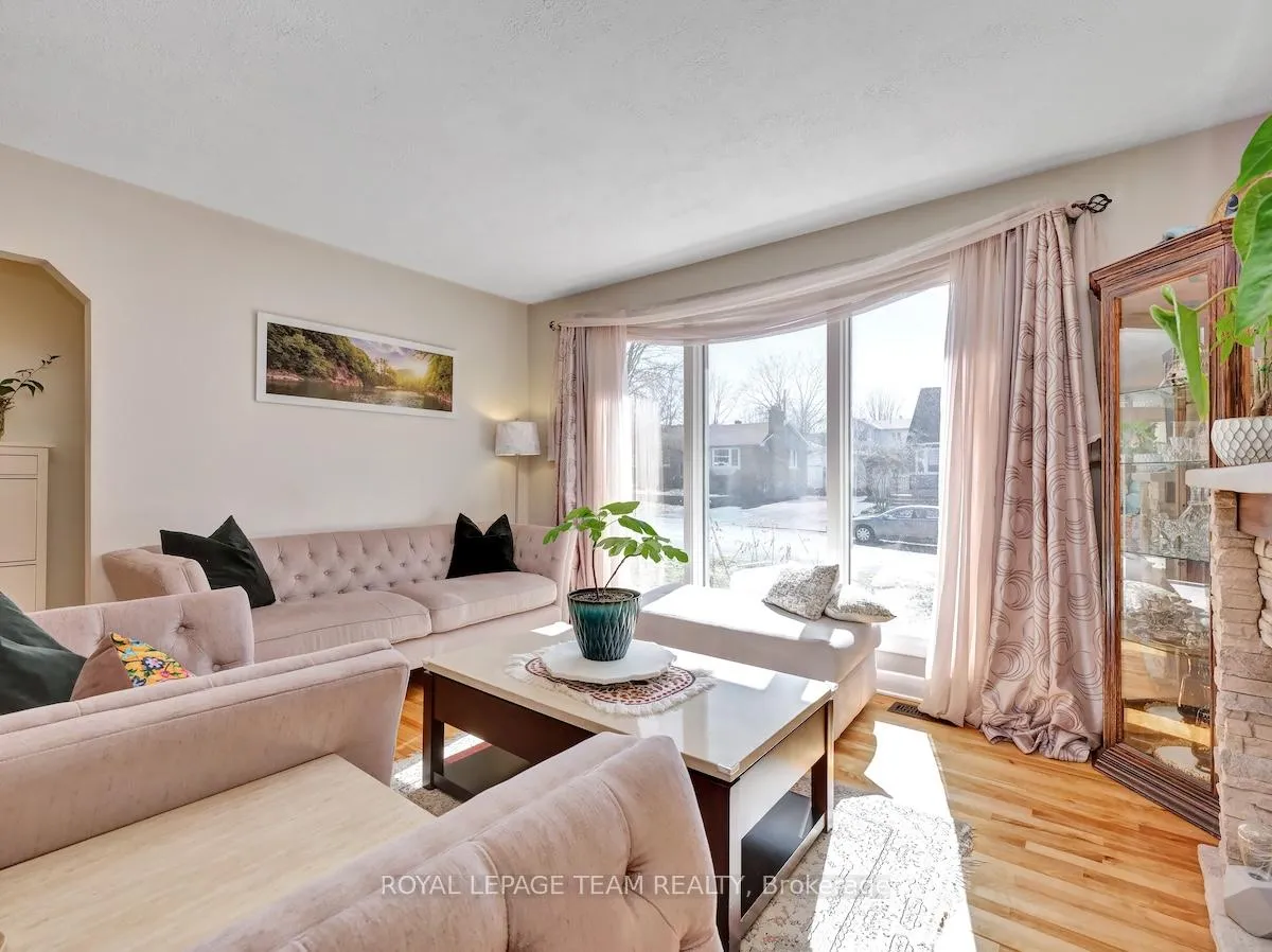 Photo 10 of 1233 Cheverton Avenue, Ottawa, Alta Vista — HOMEH