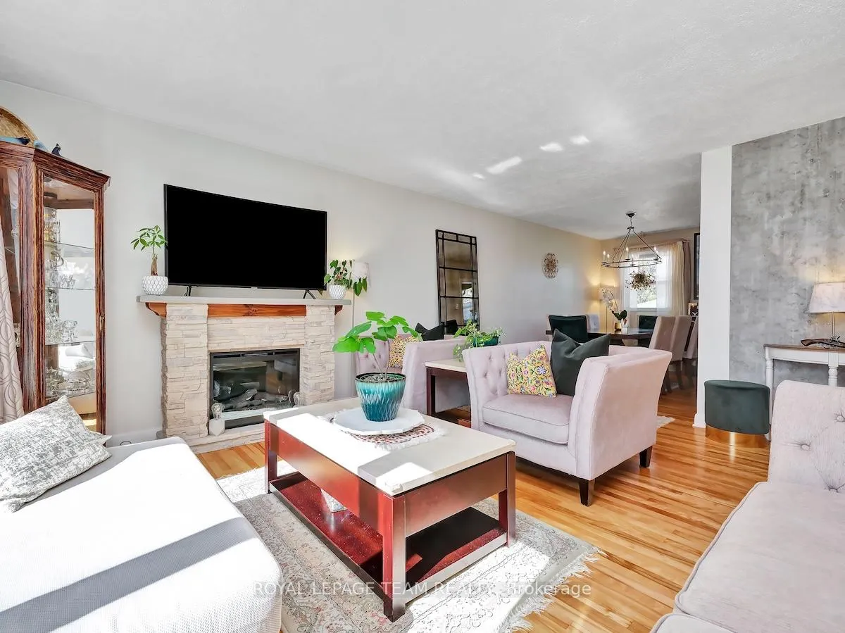 Photo 11 of 1233 Cheverton Avenue, Ottawa, Alta Vista — HOMEH