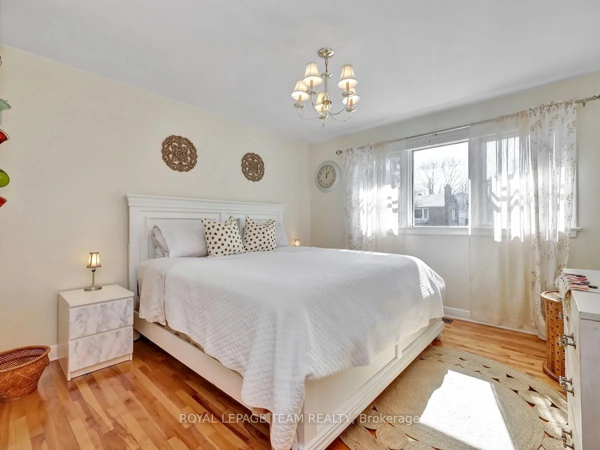 Photo 23 of 1233 Cheverton Avenue, Ottawa, Alta Vista — HOMEH