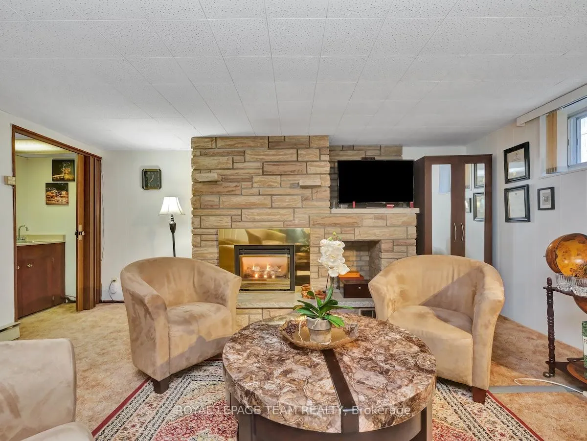 Photo 30 of 1233 Cheverton Avenue, Ottawa, Alta Vista — HOMEH