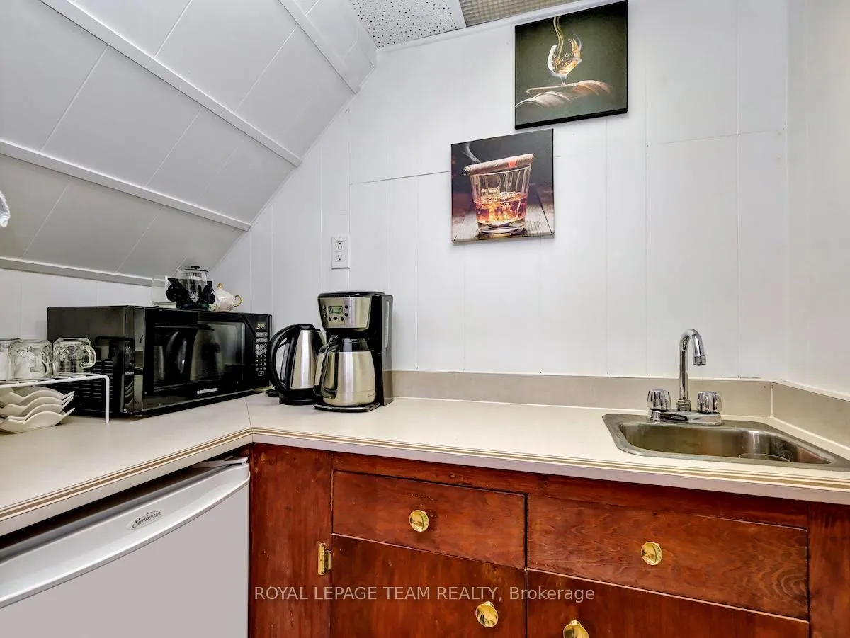 Photo 37 of 1233 Cheverton Avenue, Ottawa, Alta Vista — HOMEH