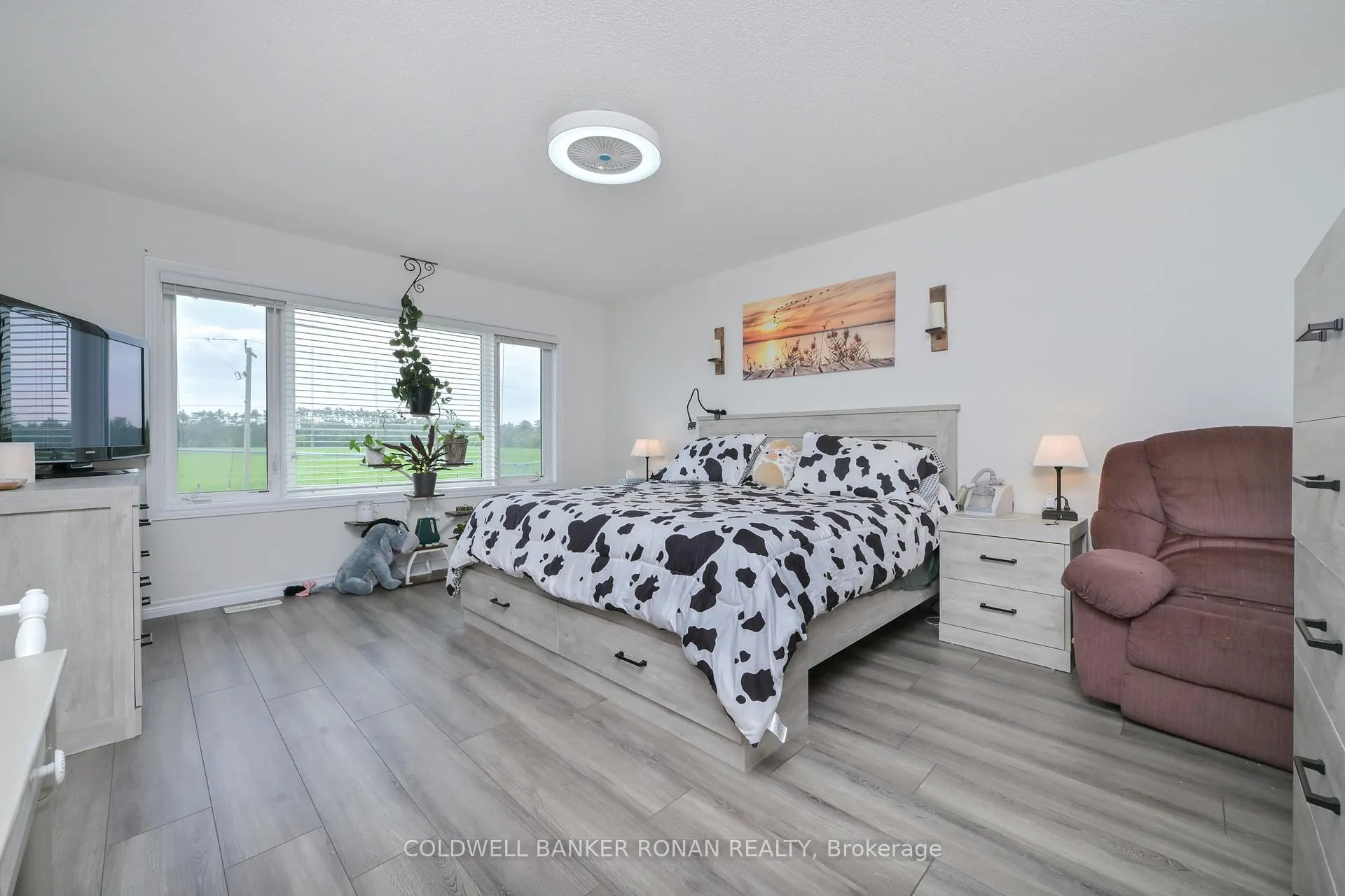 Photo 16 of 73 Wagner Crescent, Essa, Angus — HOMEH